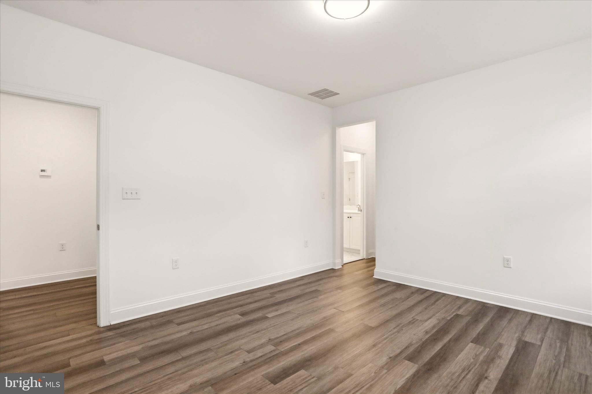 MARTINSBURG STATION - Residential