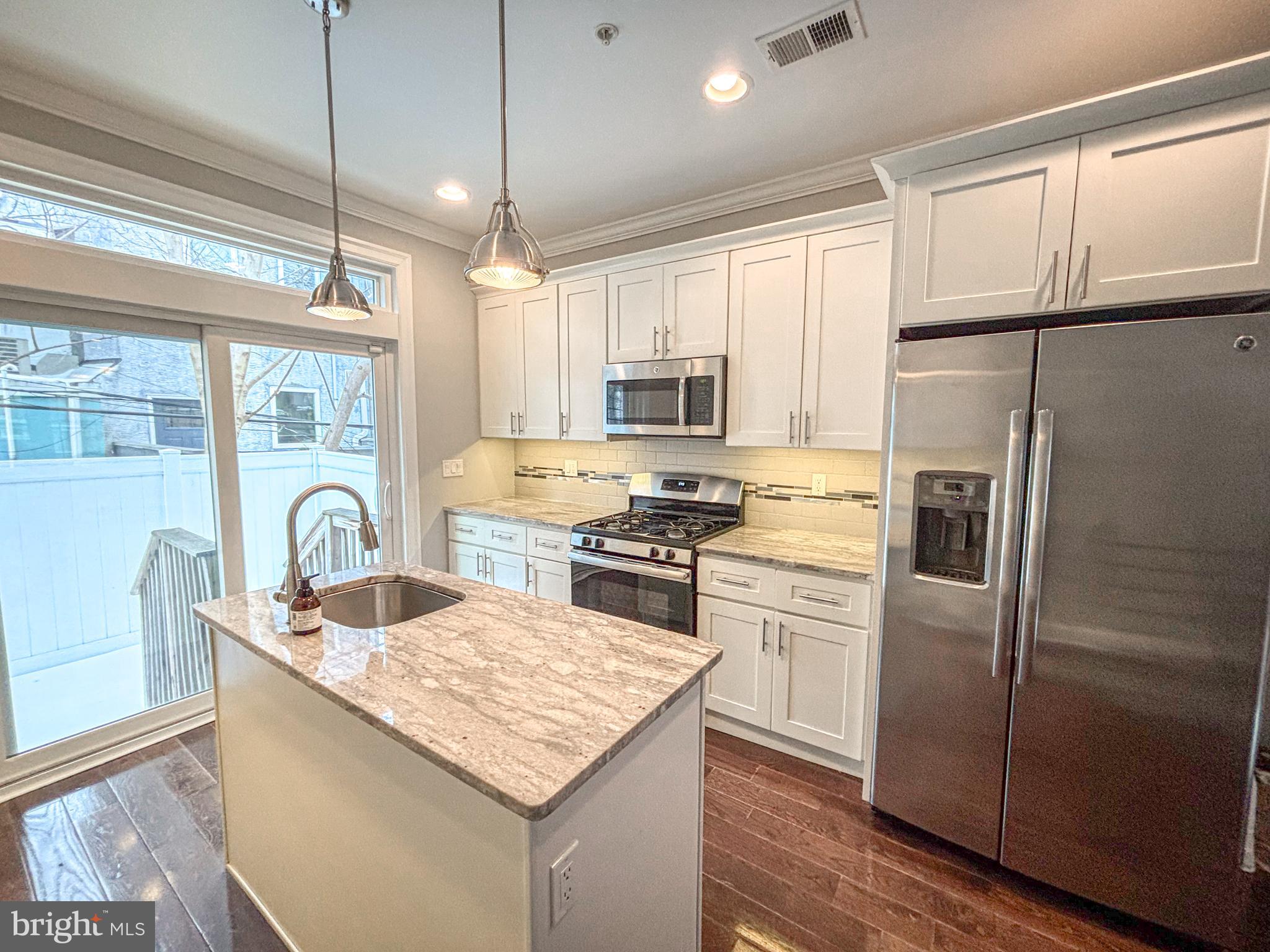 1526 S CLEVELAND STREET