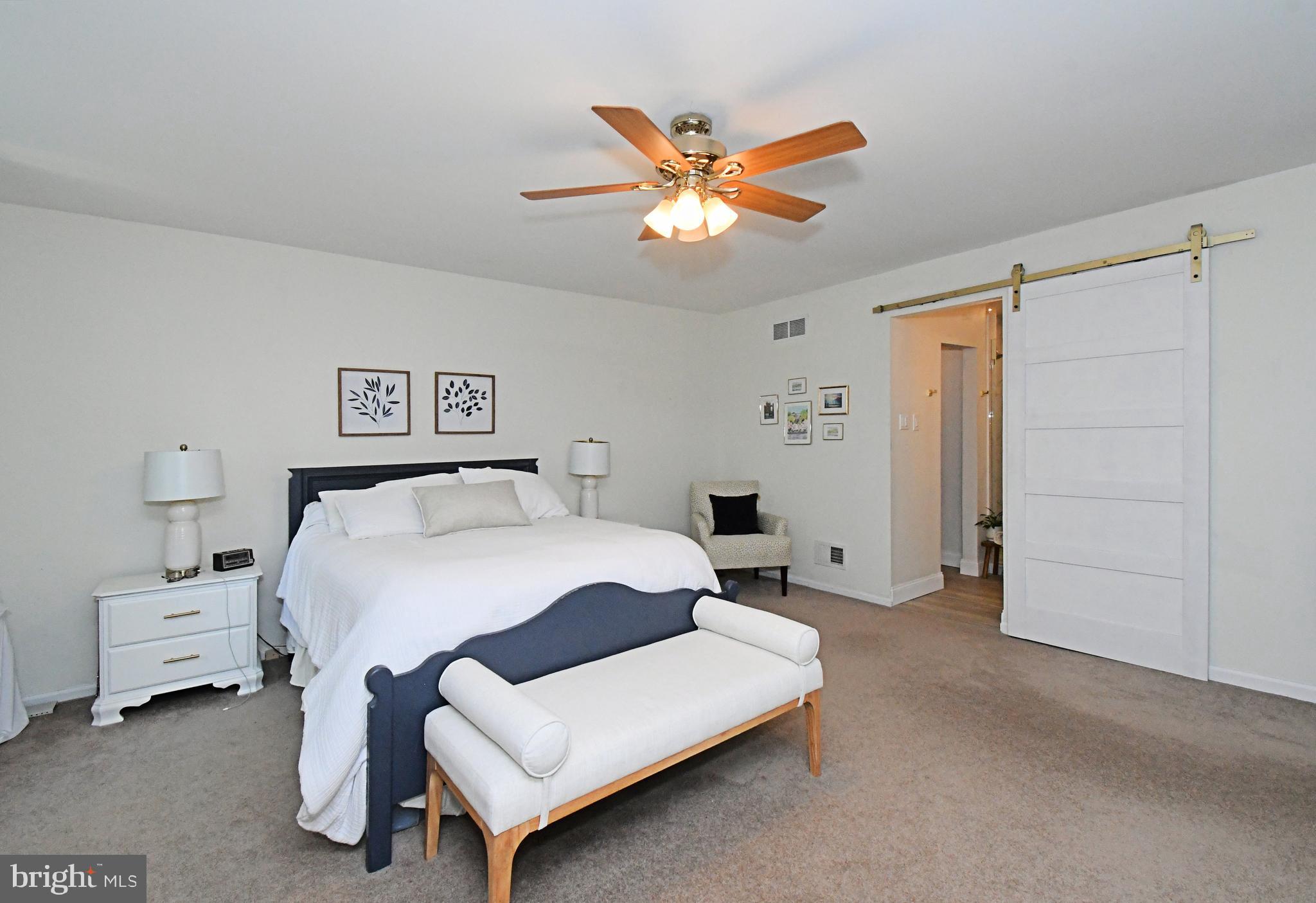 SILVER LAKE AT NEW - Residential