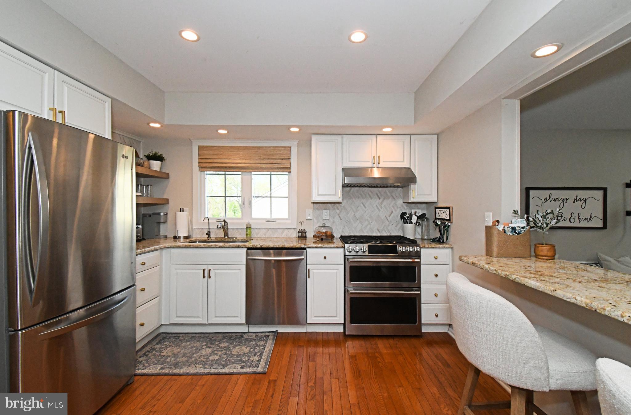 SILVER LAKE AT NEW - Residential