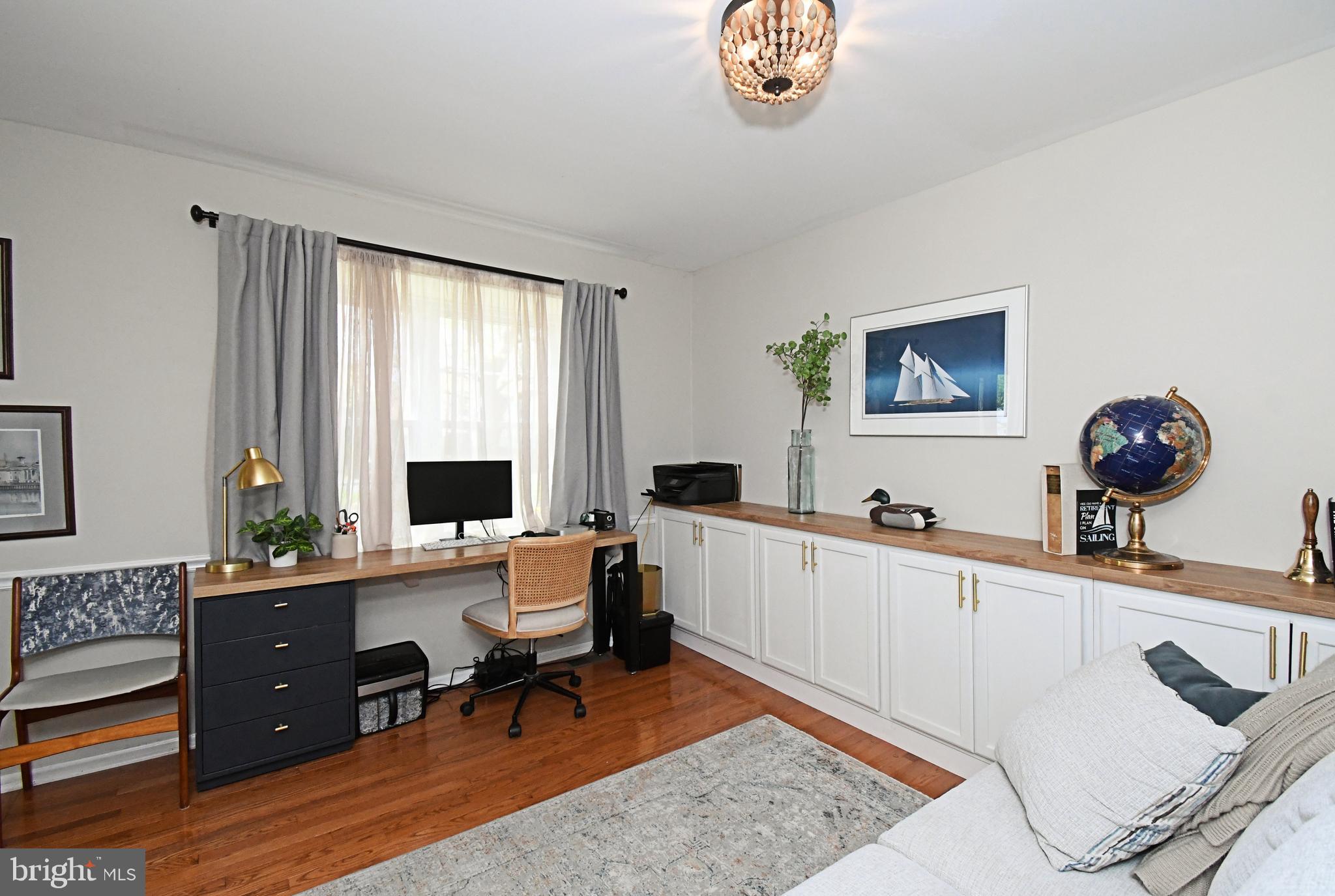 SILVER LAKE AT NEW - Residential