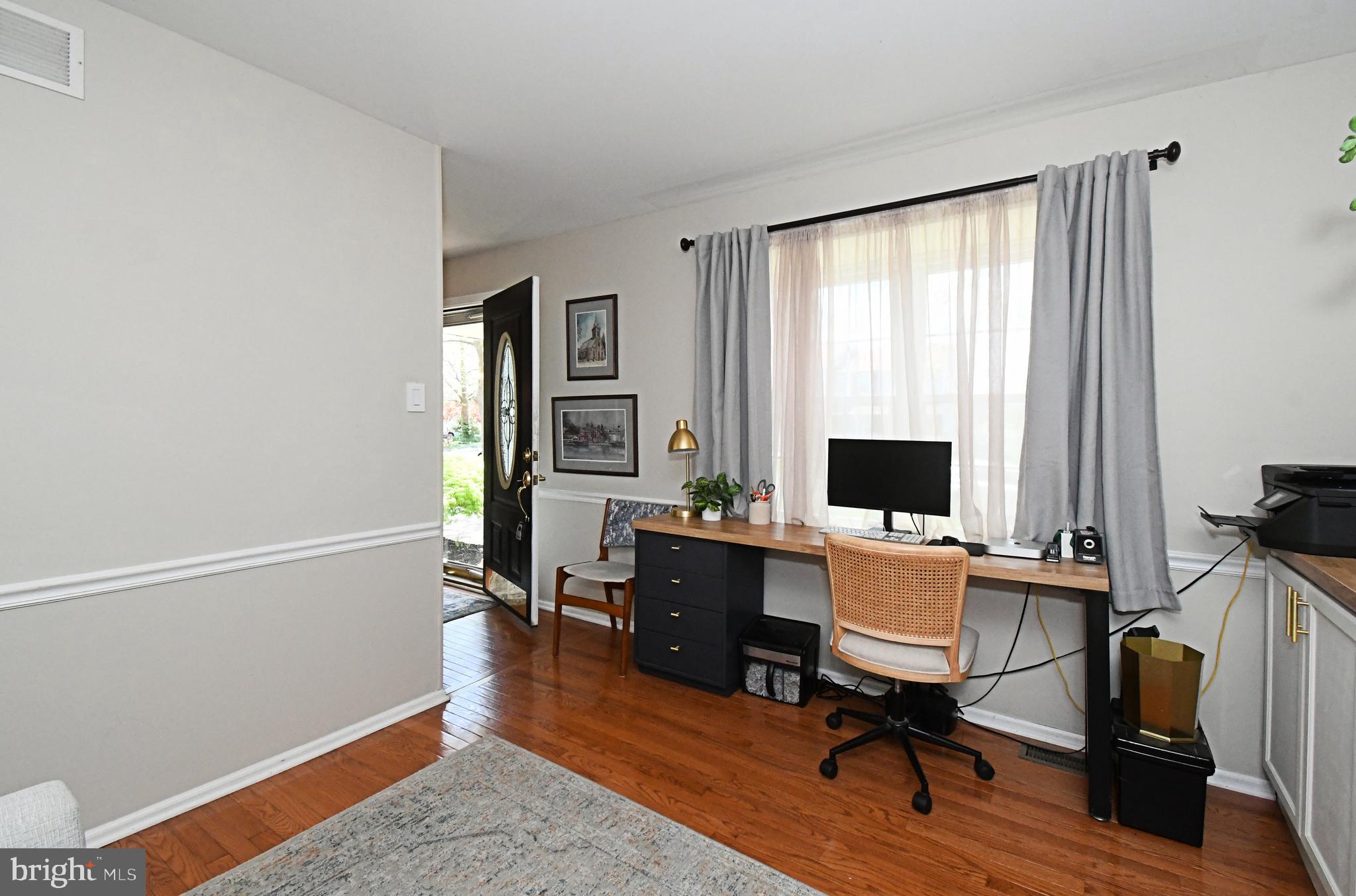 SILVER LAKE AT NEW - Residential