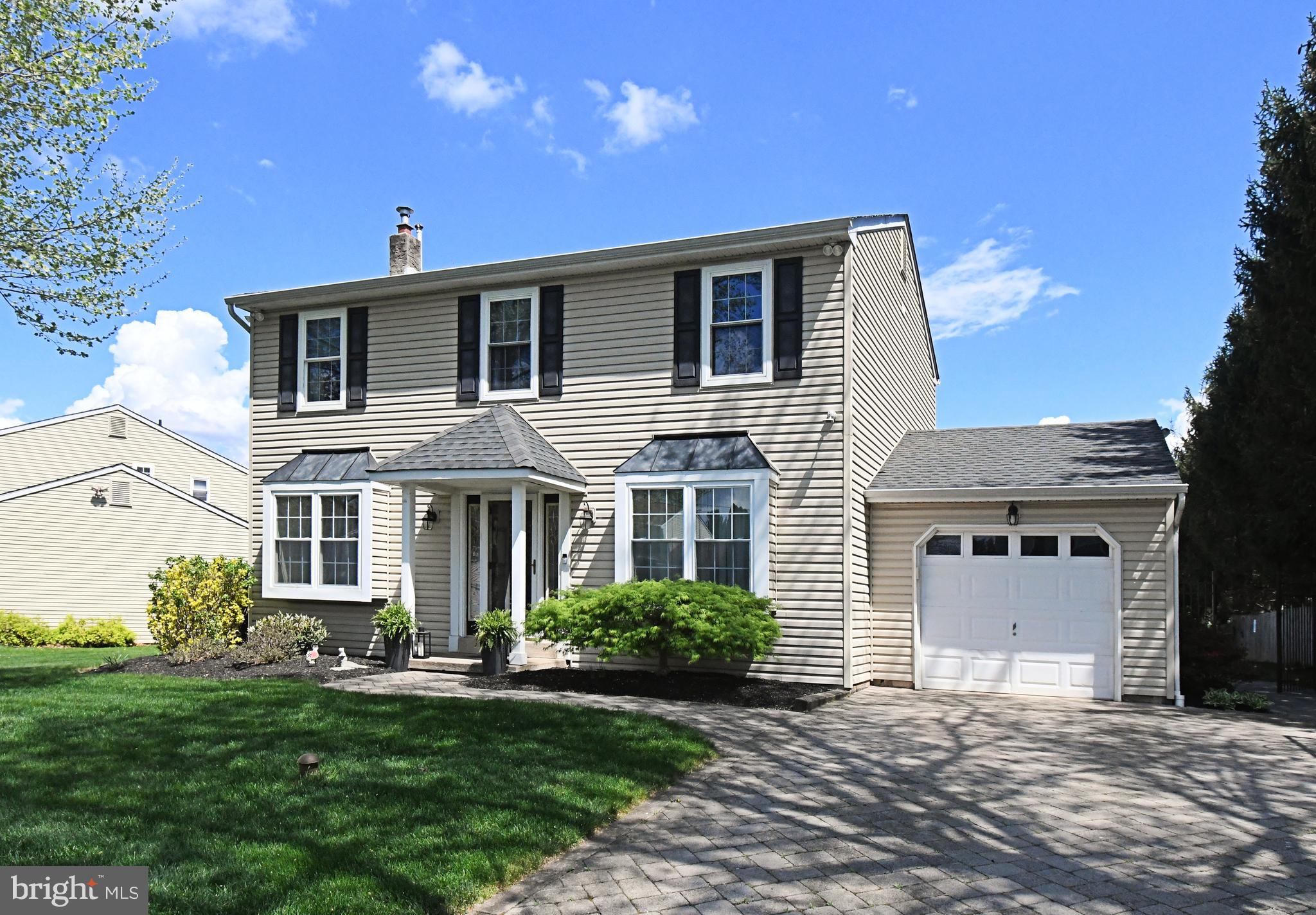 SILVER LAKE AT NEW - Residential