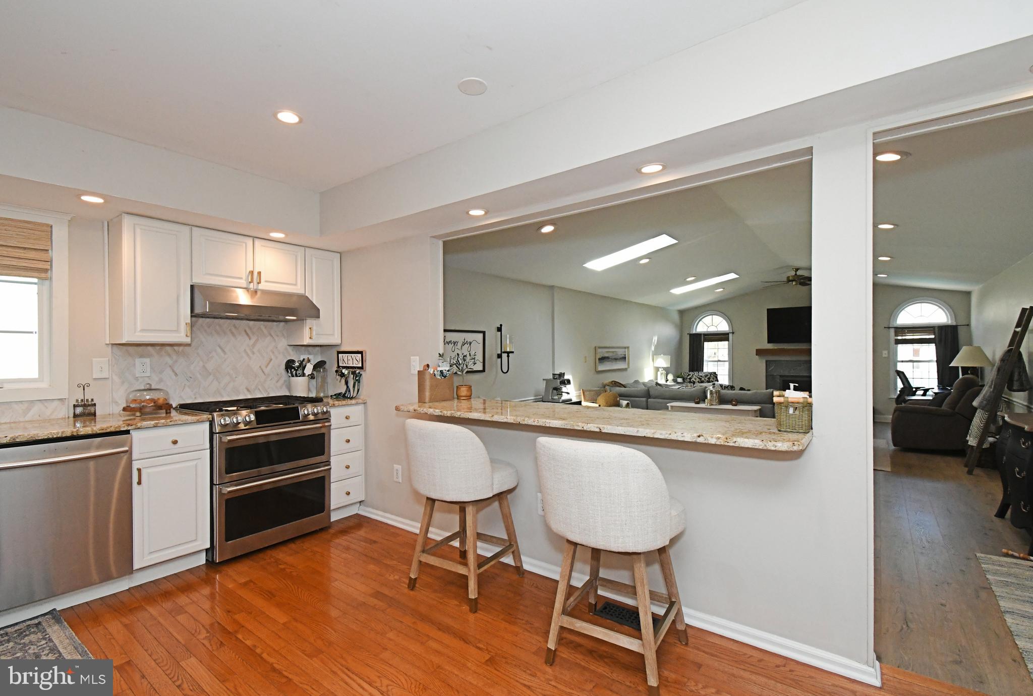 SILVER LAKE AT NEW - Residential