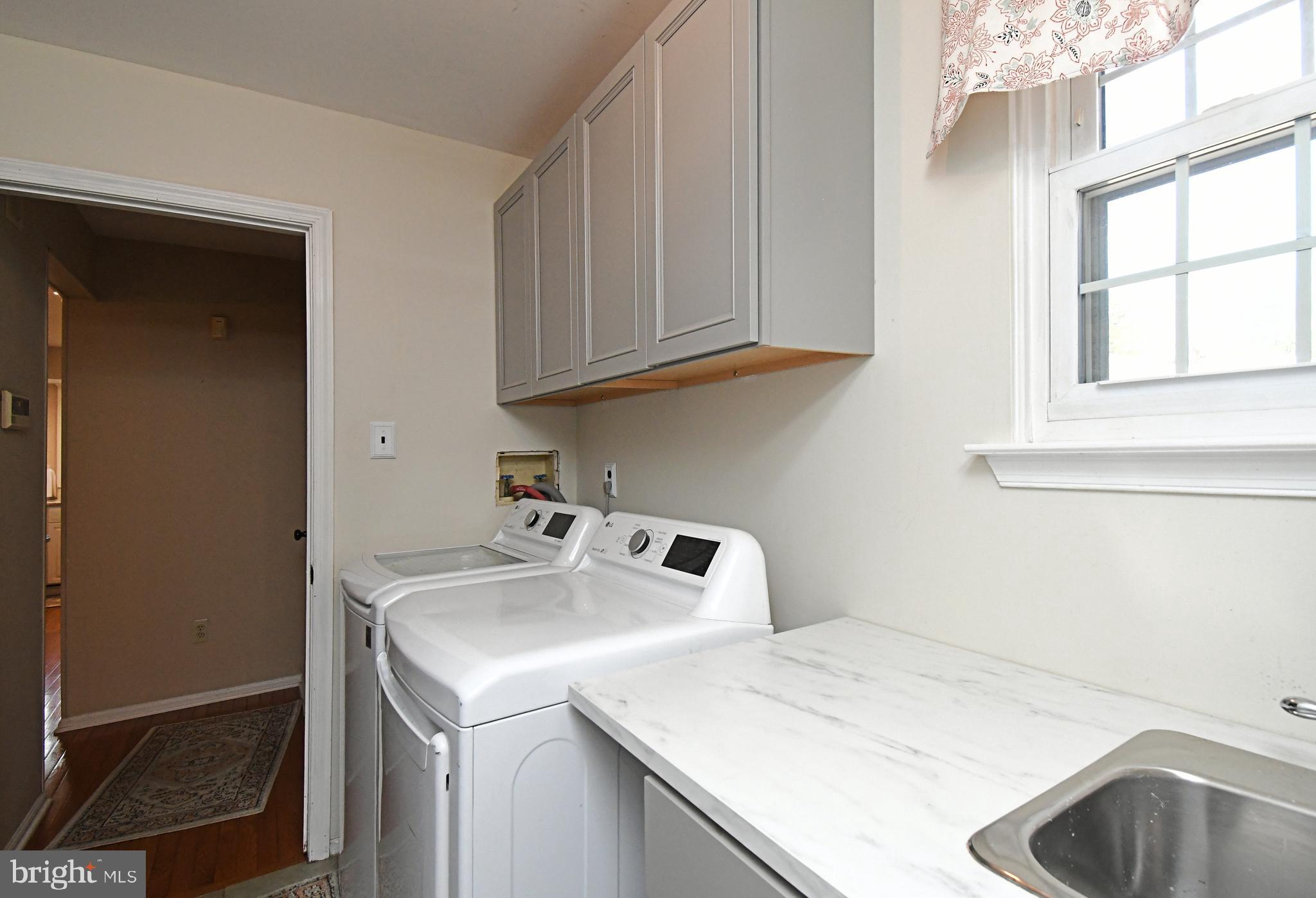 SILVER LAKE AT NEW - Residential