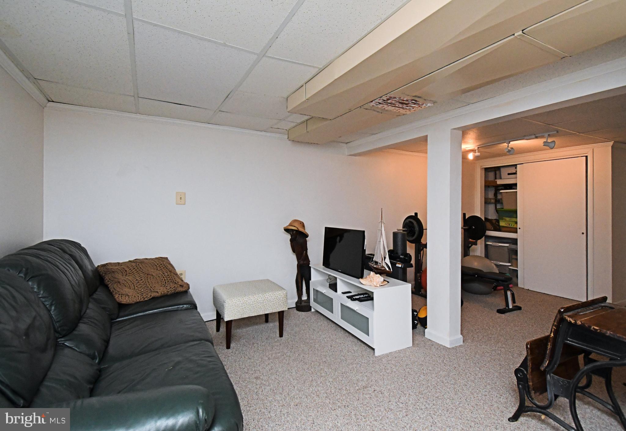 SILVER LAKE AT NEW - Residential