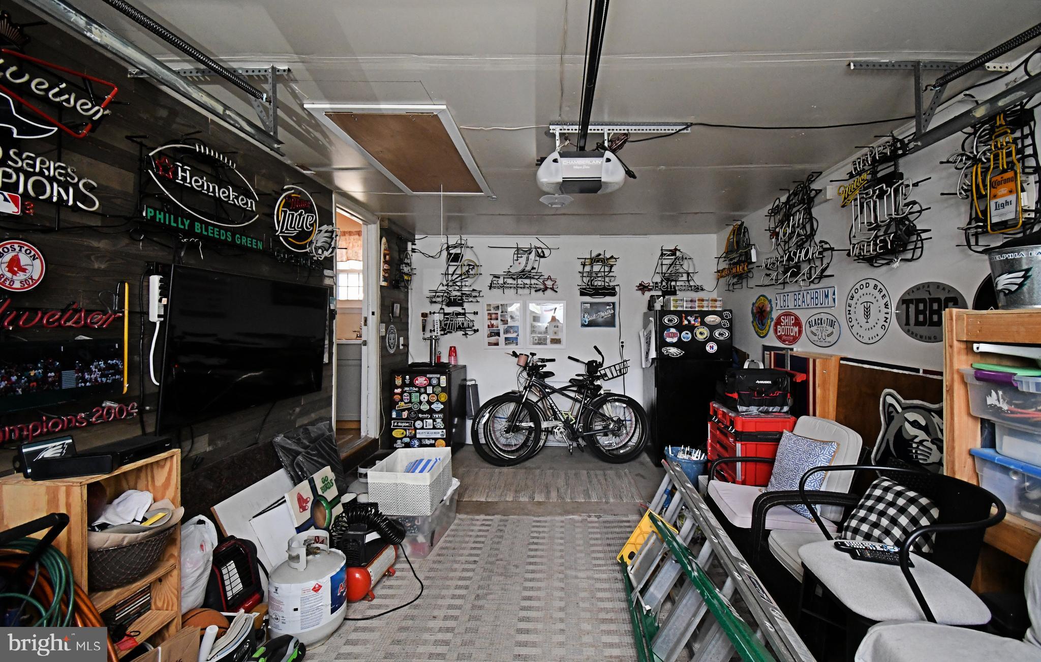 SILVER LAKE AT NEW - Residential