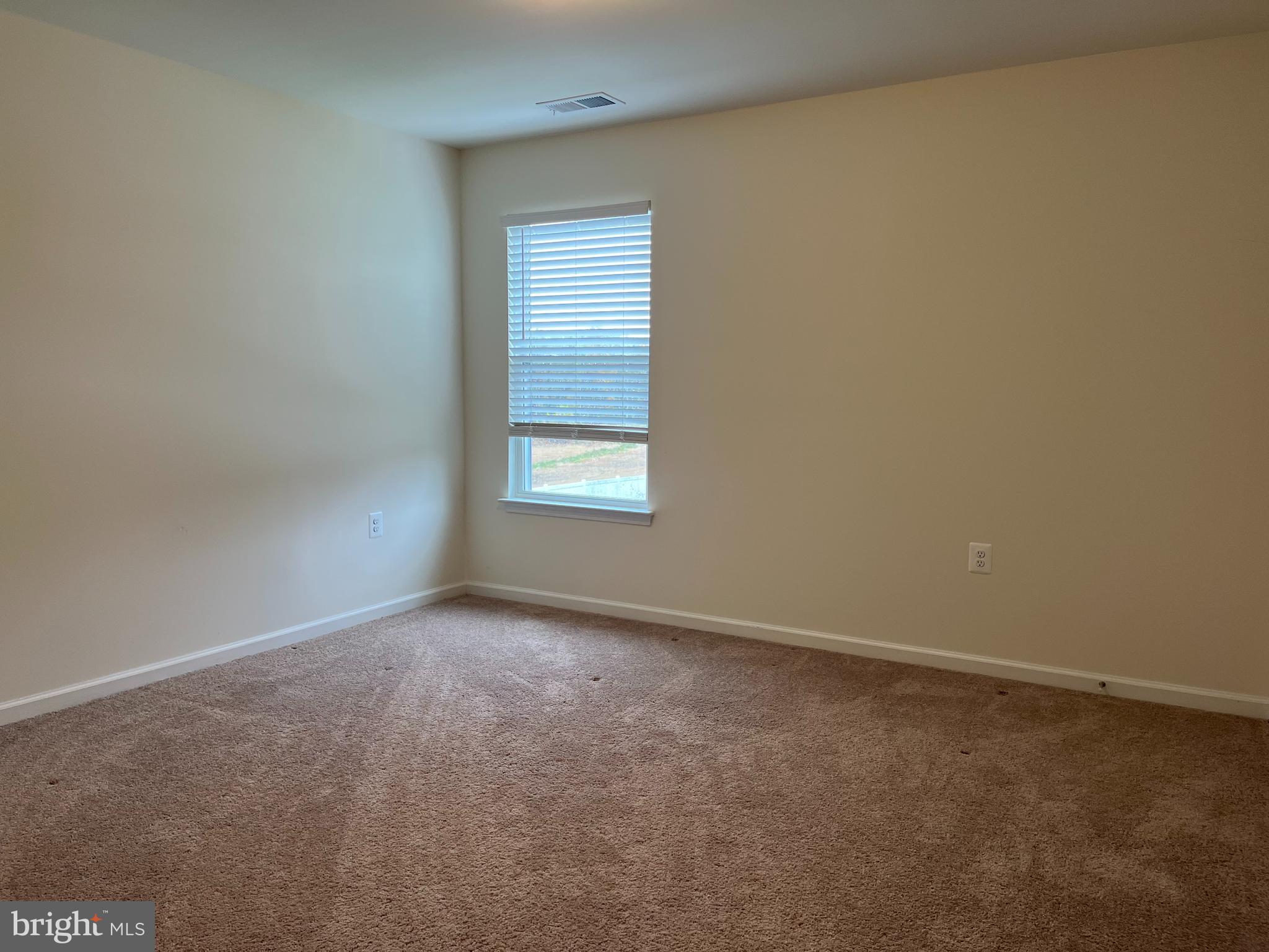 BROOKFIELD ON THE POTOMAC - Residential Lease