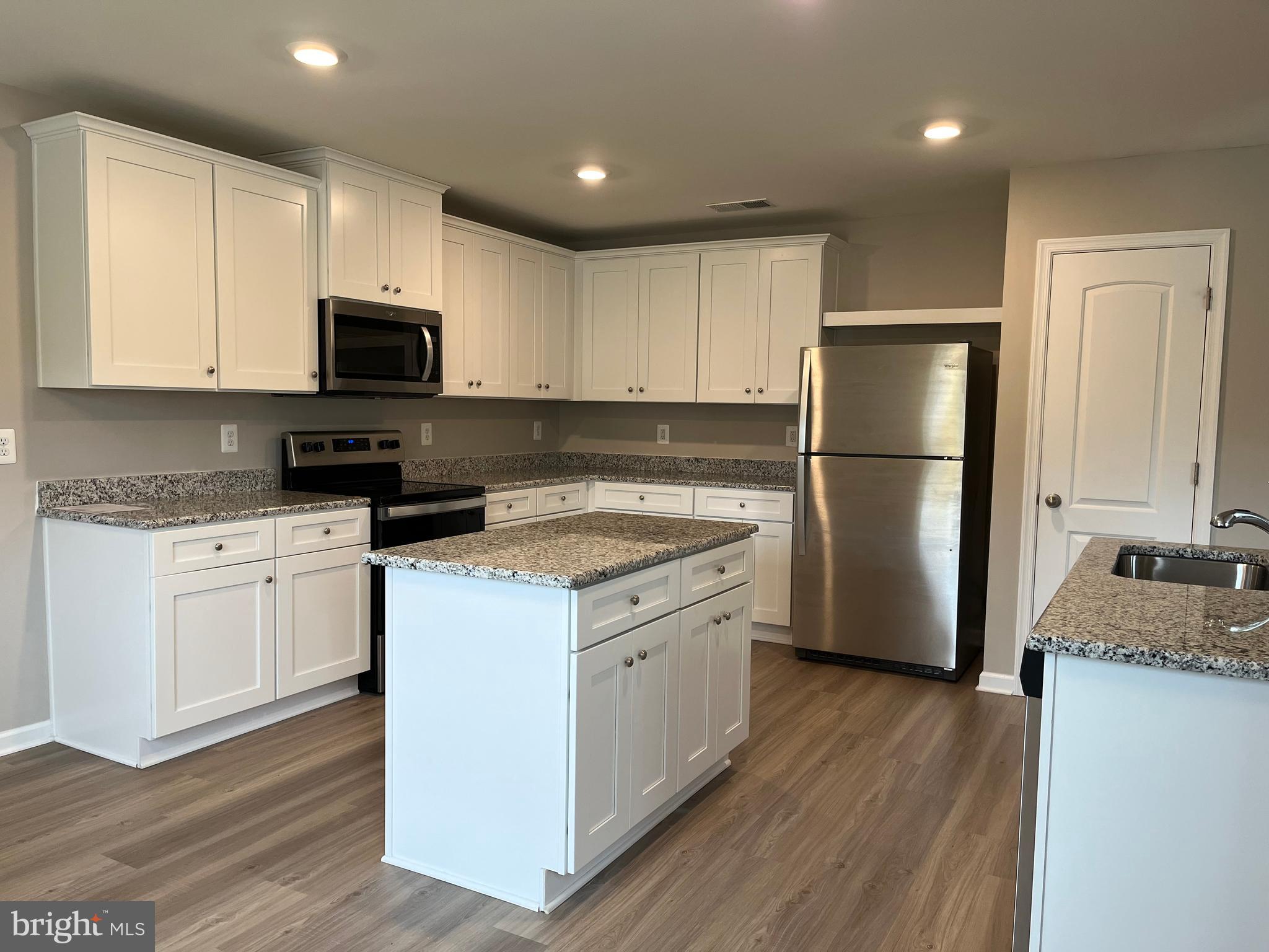 BROOKFIELD ON THE POTOMAC - Residential Lease