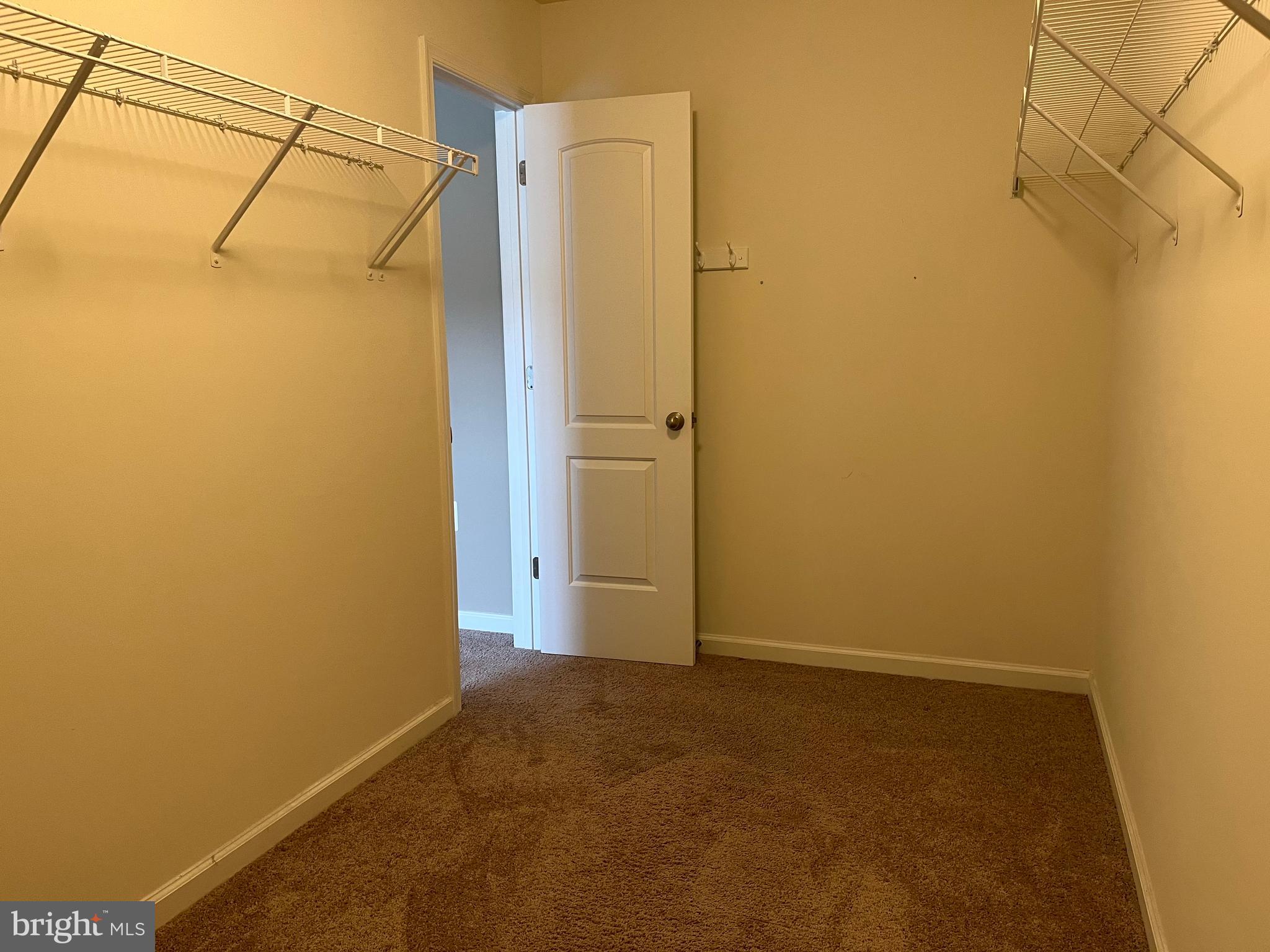 BROOKFIELD ON THE POTOMAC - Residential Lease