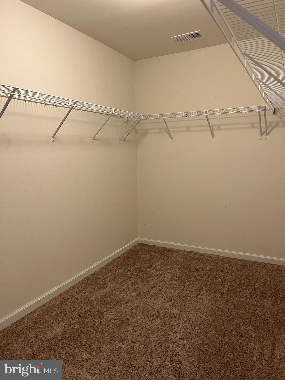 BROOKFIELD ON THE POTOMAC - Residential Lease