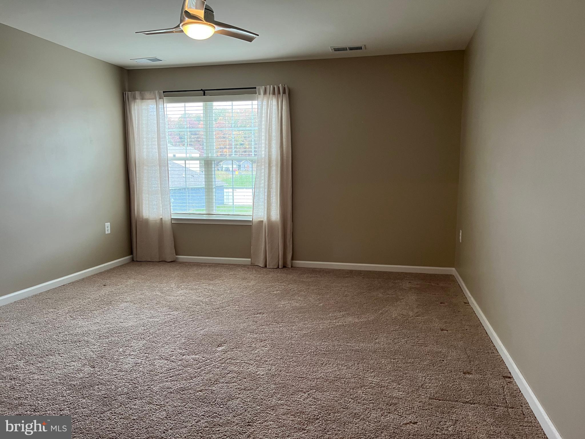 BROOKFIELD ON THE POTOMAC - Residential Lease