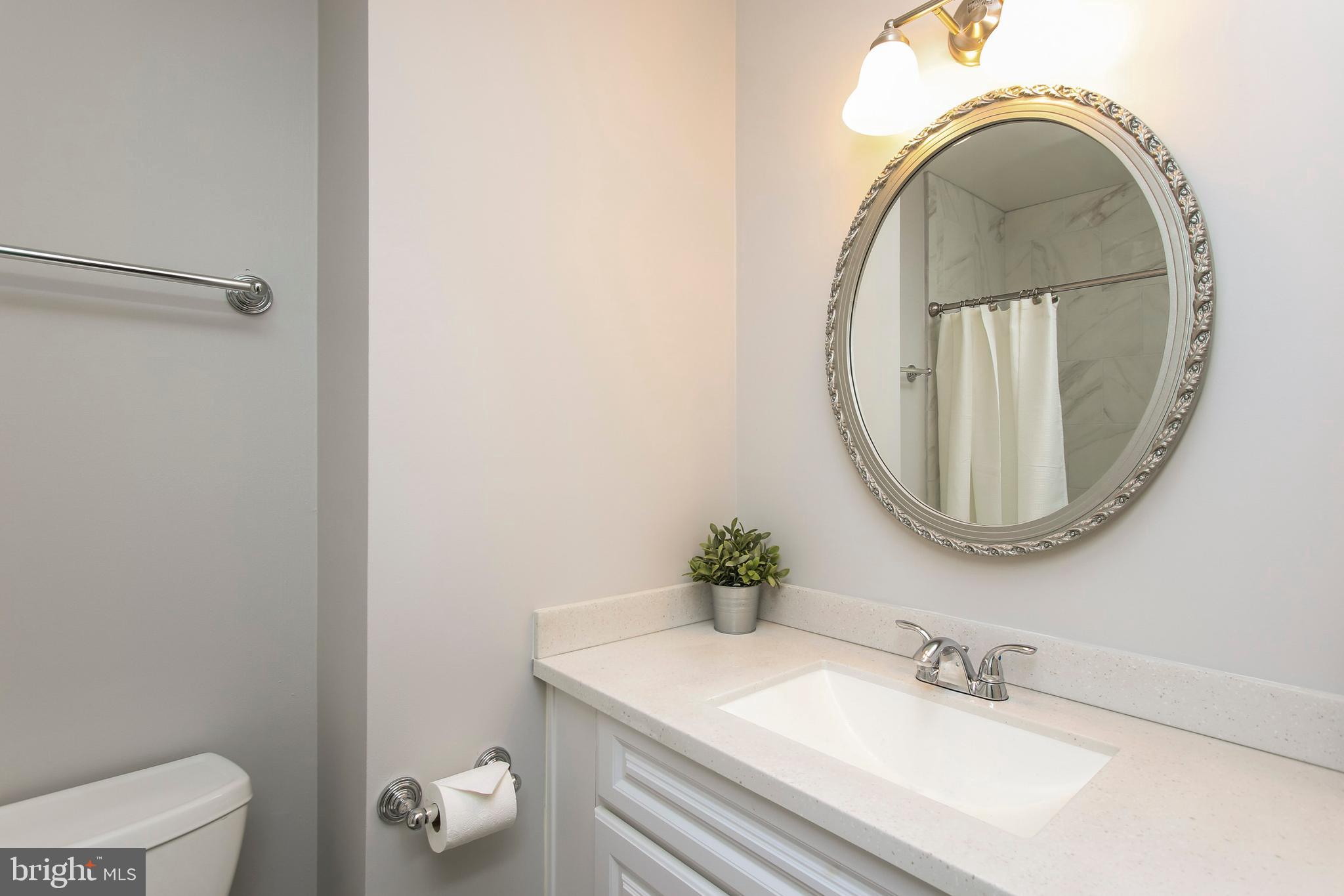 MANOR WOODS - Residential