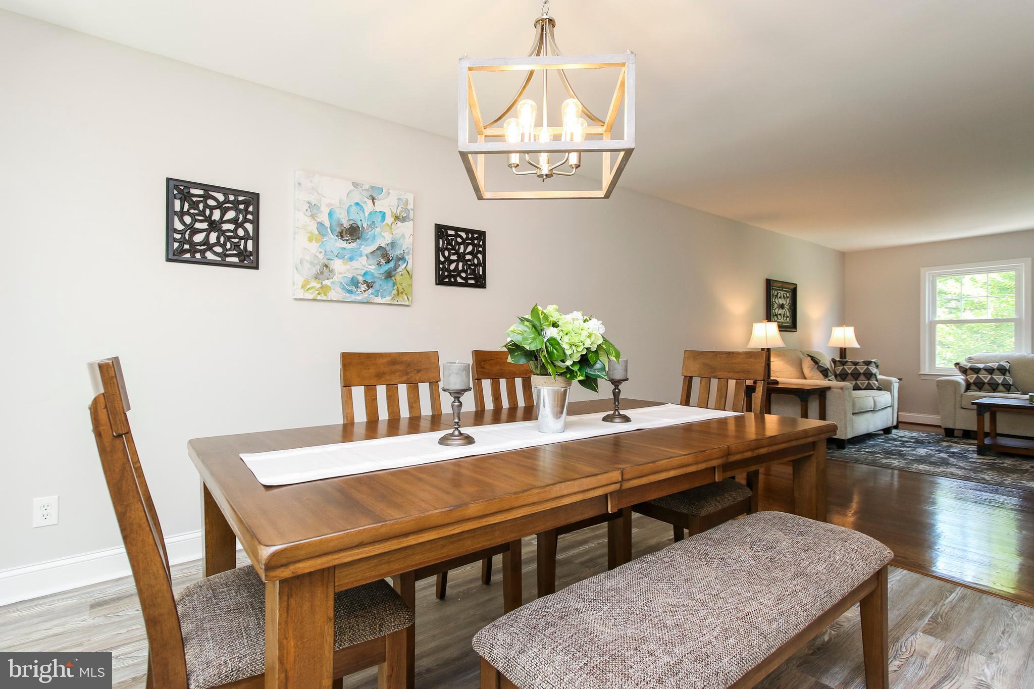 MANOR WOODS - Residential