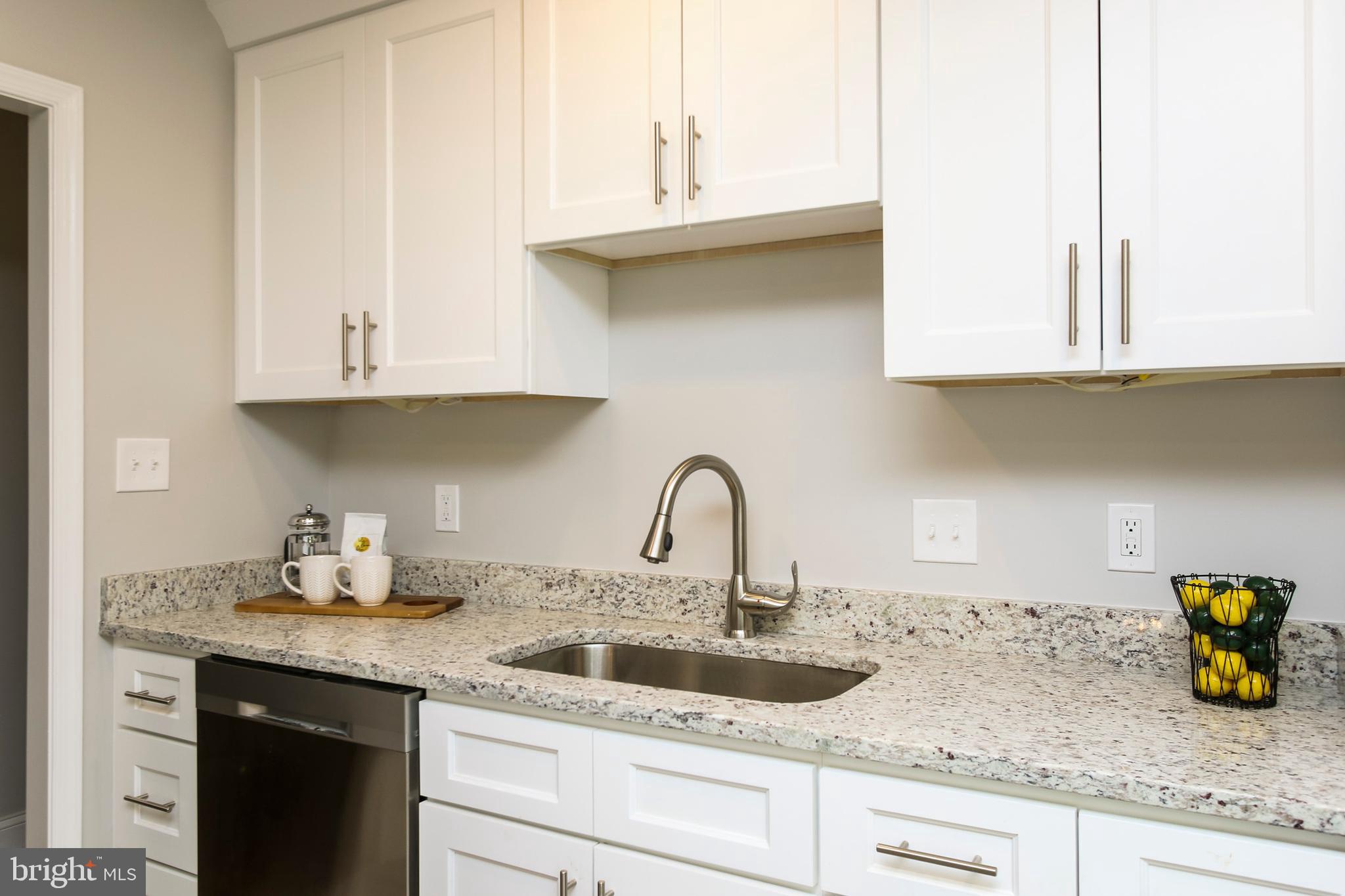 MANOR WOODS - Residential