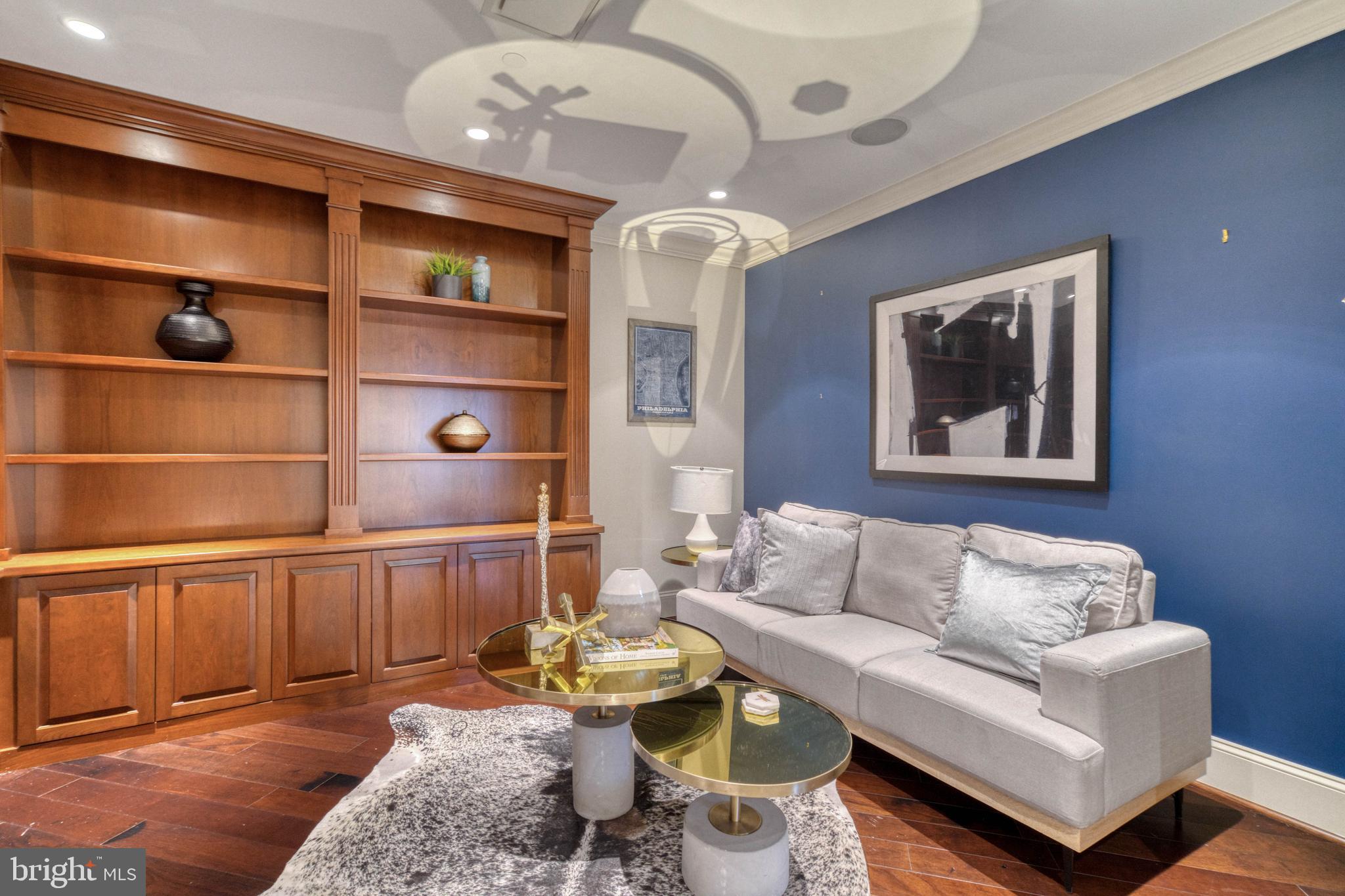 RITTENHOUSE SQUARE - Residential