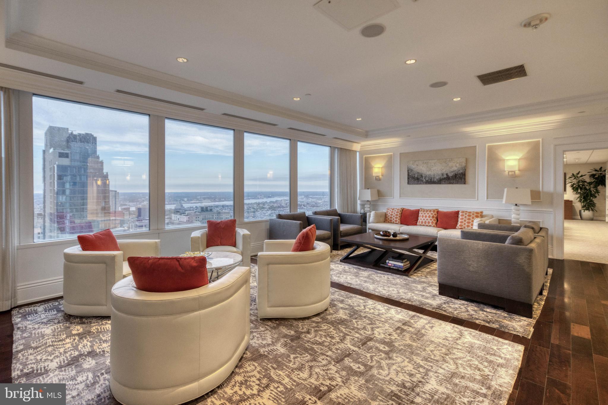 RITTENHOUSE SQUARE - Residential