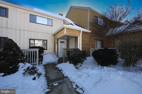 Photo of 29 Chiswick Drive, LINDENWOLD, NJ 08021 (MLS # NJCD2109770)