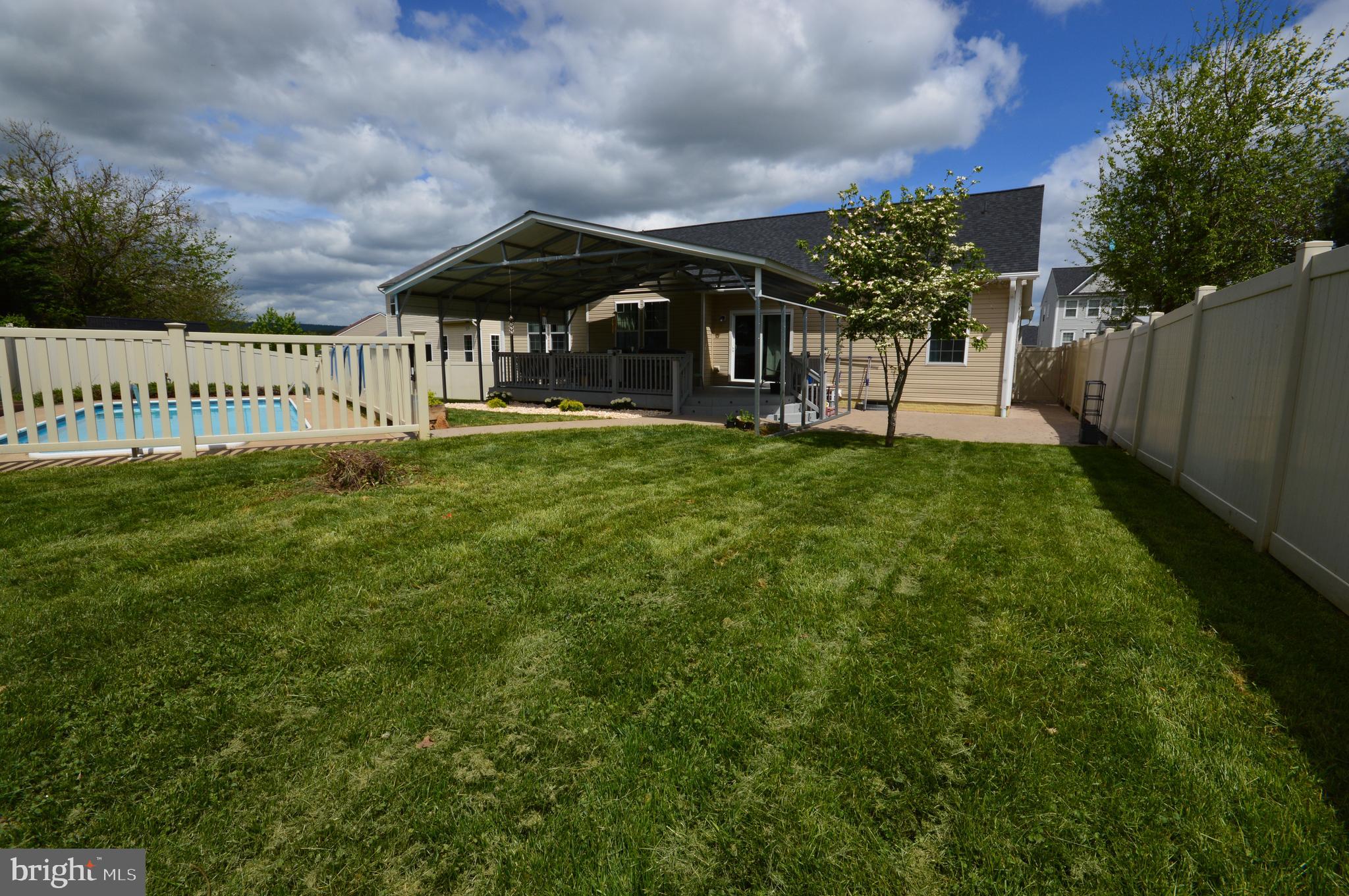 BENTWOOD ESTATES - Residential