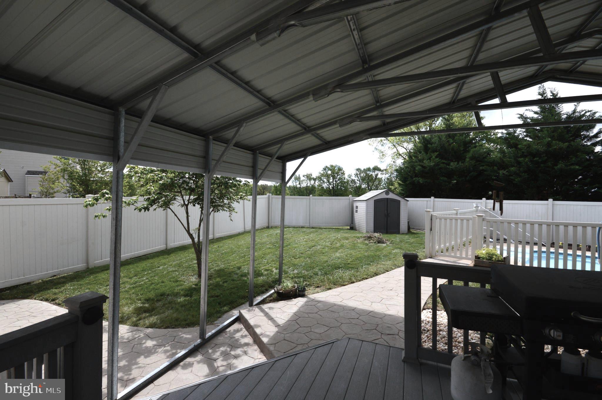 BENTWOOD ESTATES - Residential