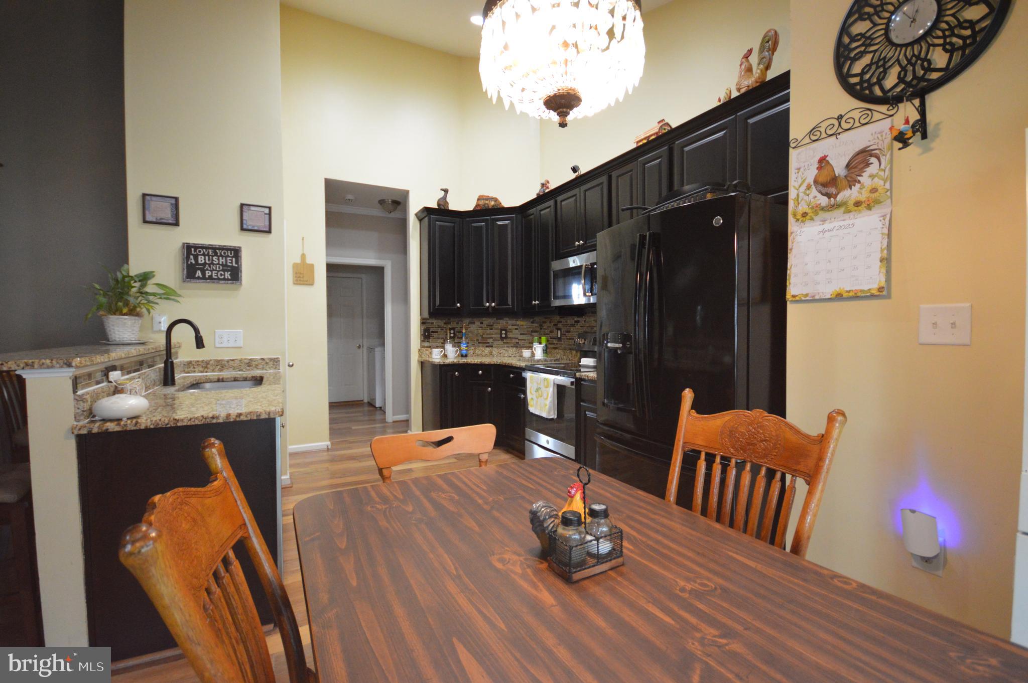 BENTWOOD ESTATES - Residential