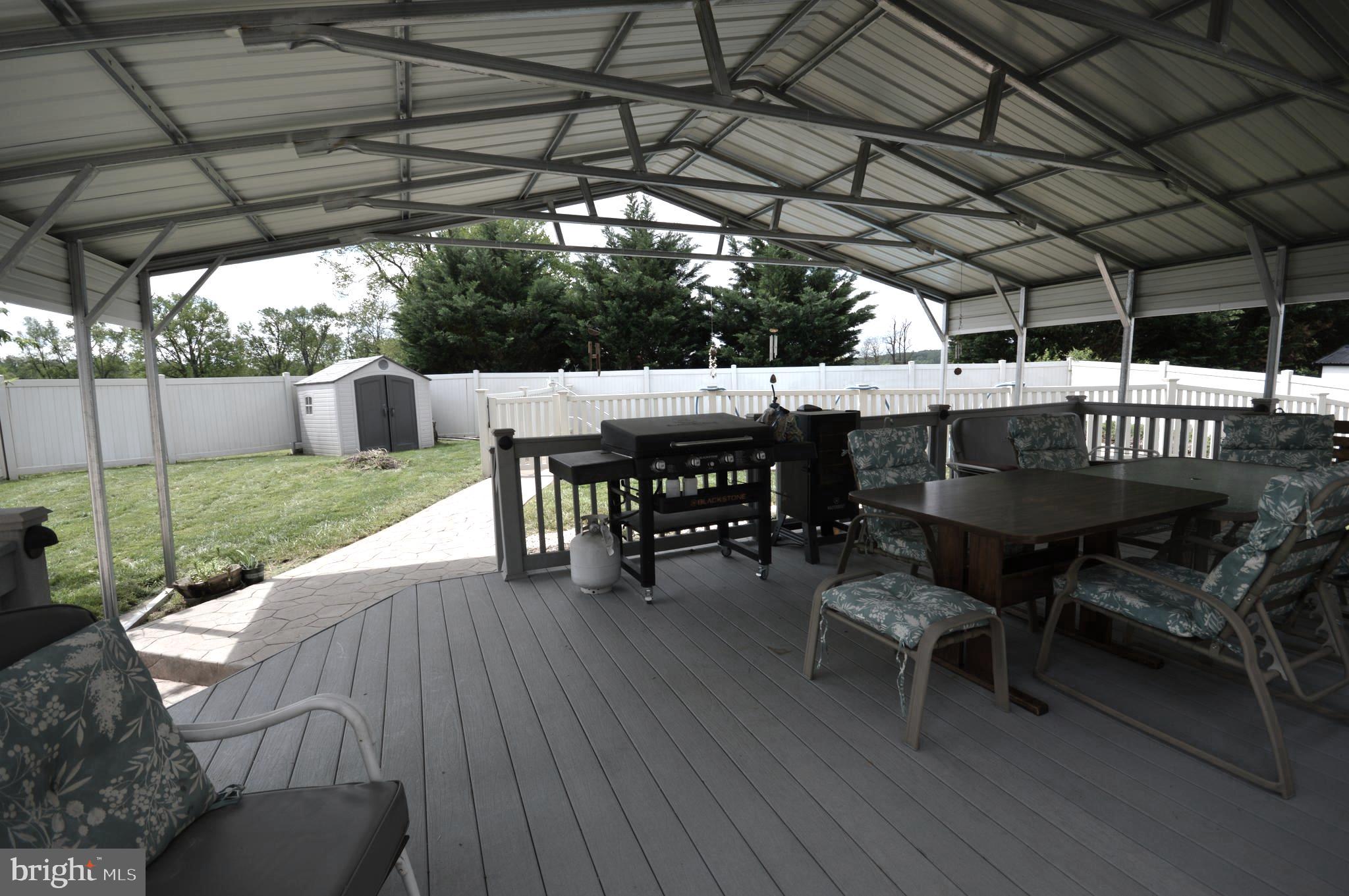 BENTWOOD ESTATES - Residential