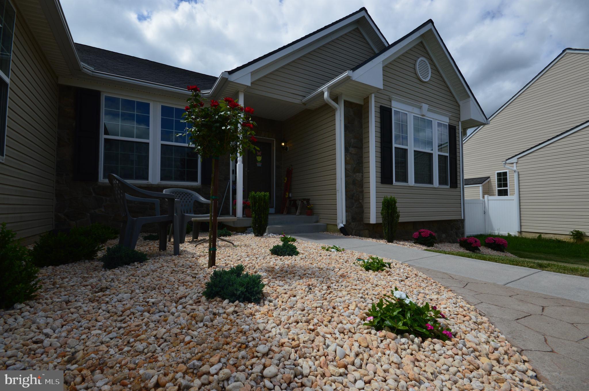 BENTWOOD ESTATES - Residential