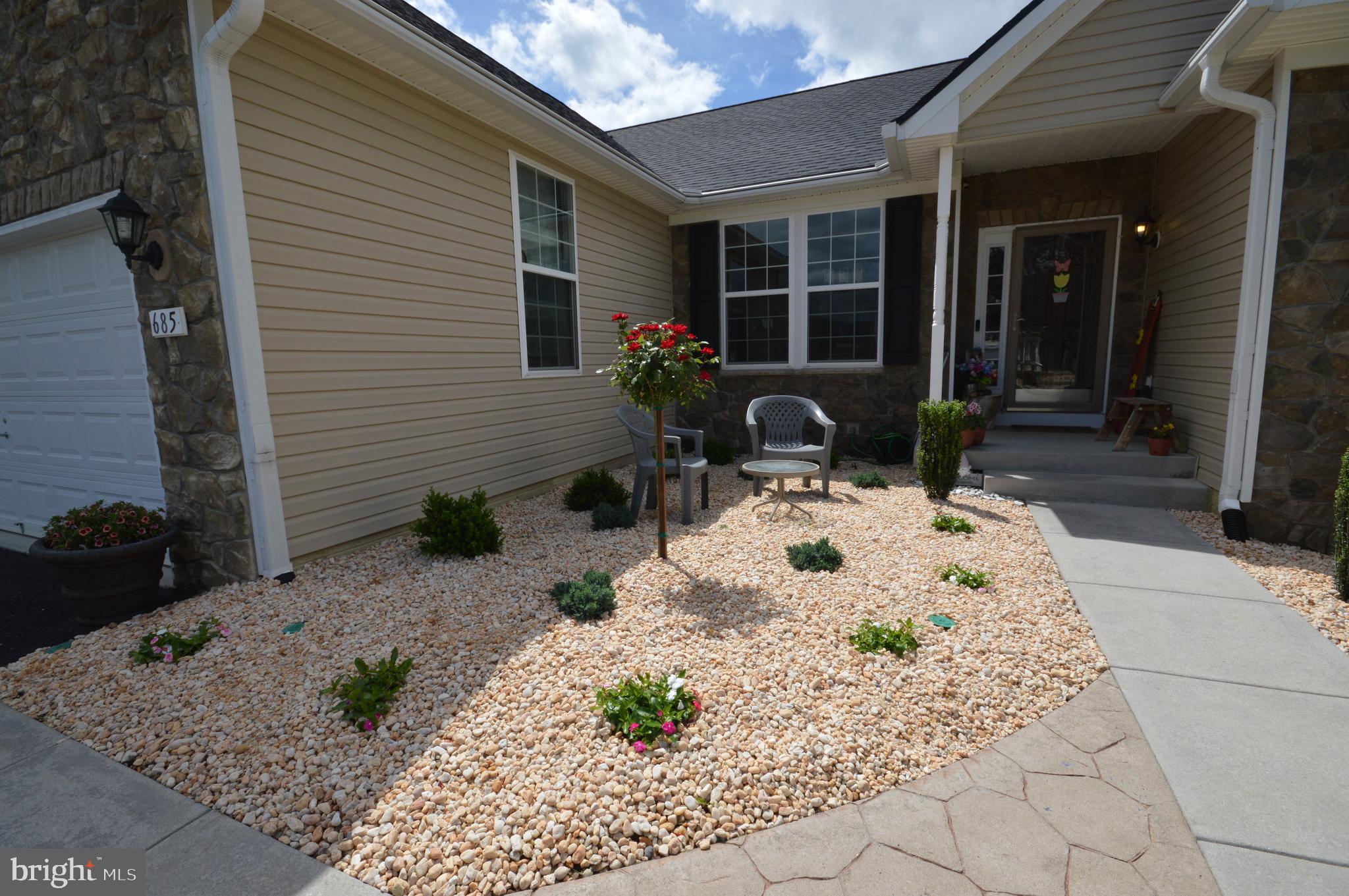 BENTWOOD ESTATES - Residential