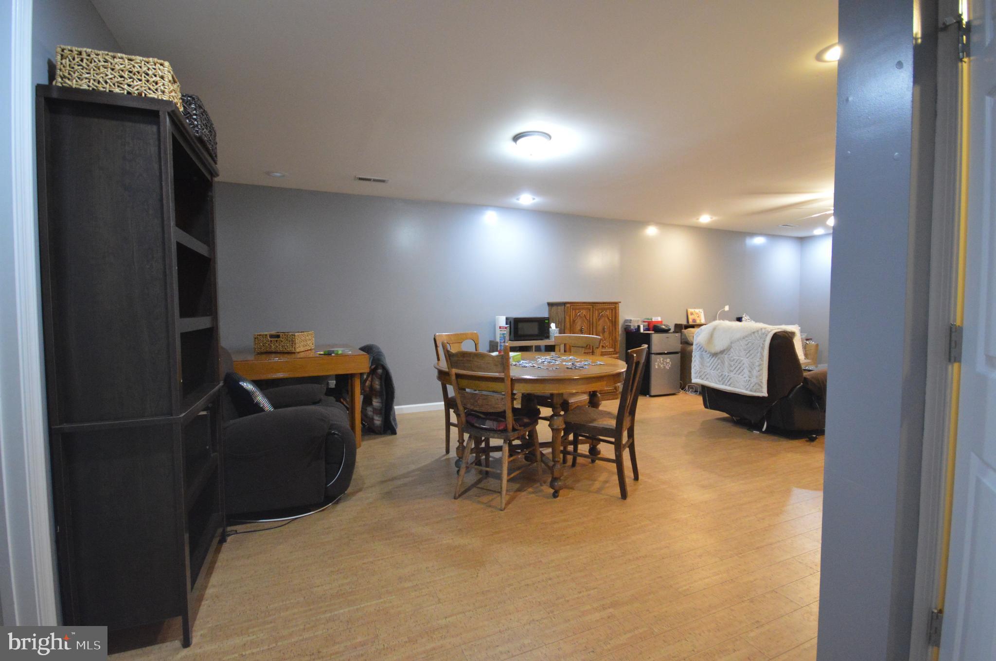 BENTWOOD ESTATES - Residential