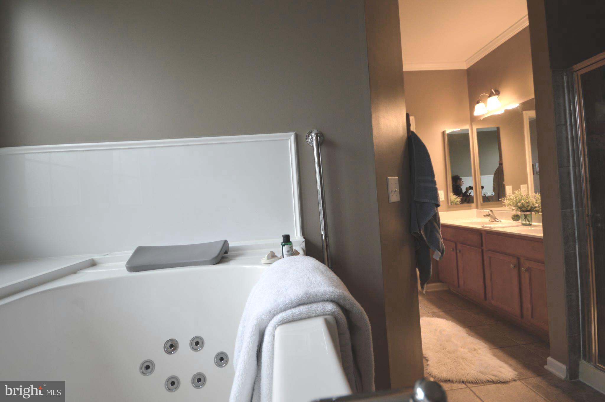 BENTWOOD ESTATES - Residential