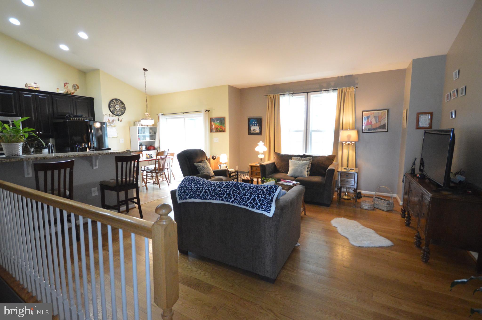 BENTWOOD ESTATES - Residential