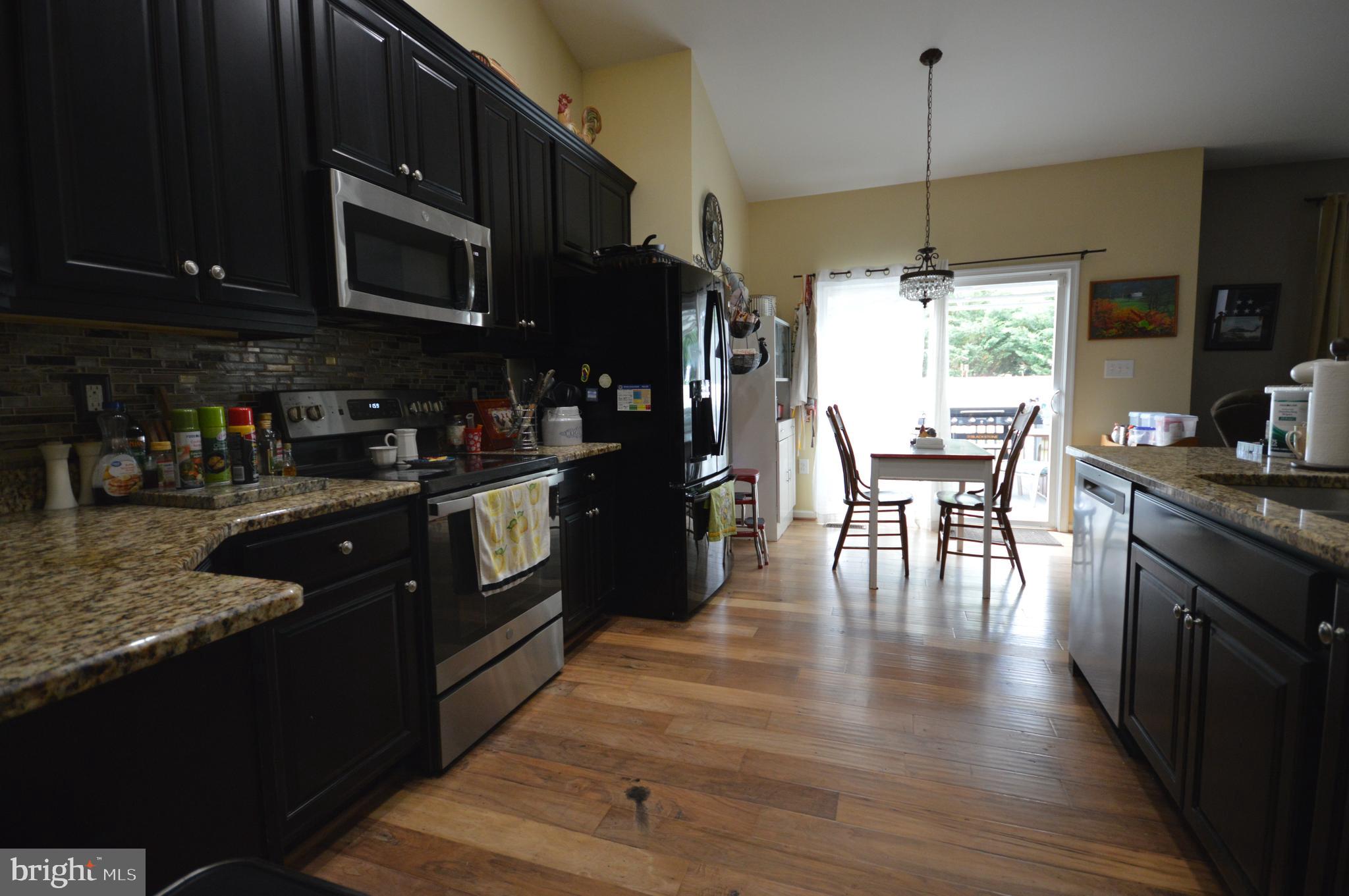 BENTWOOD ESTATES - Residential