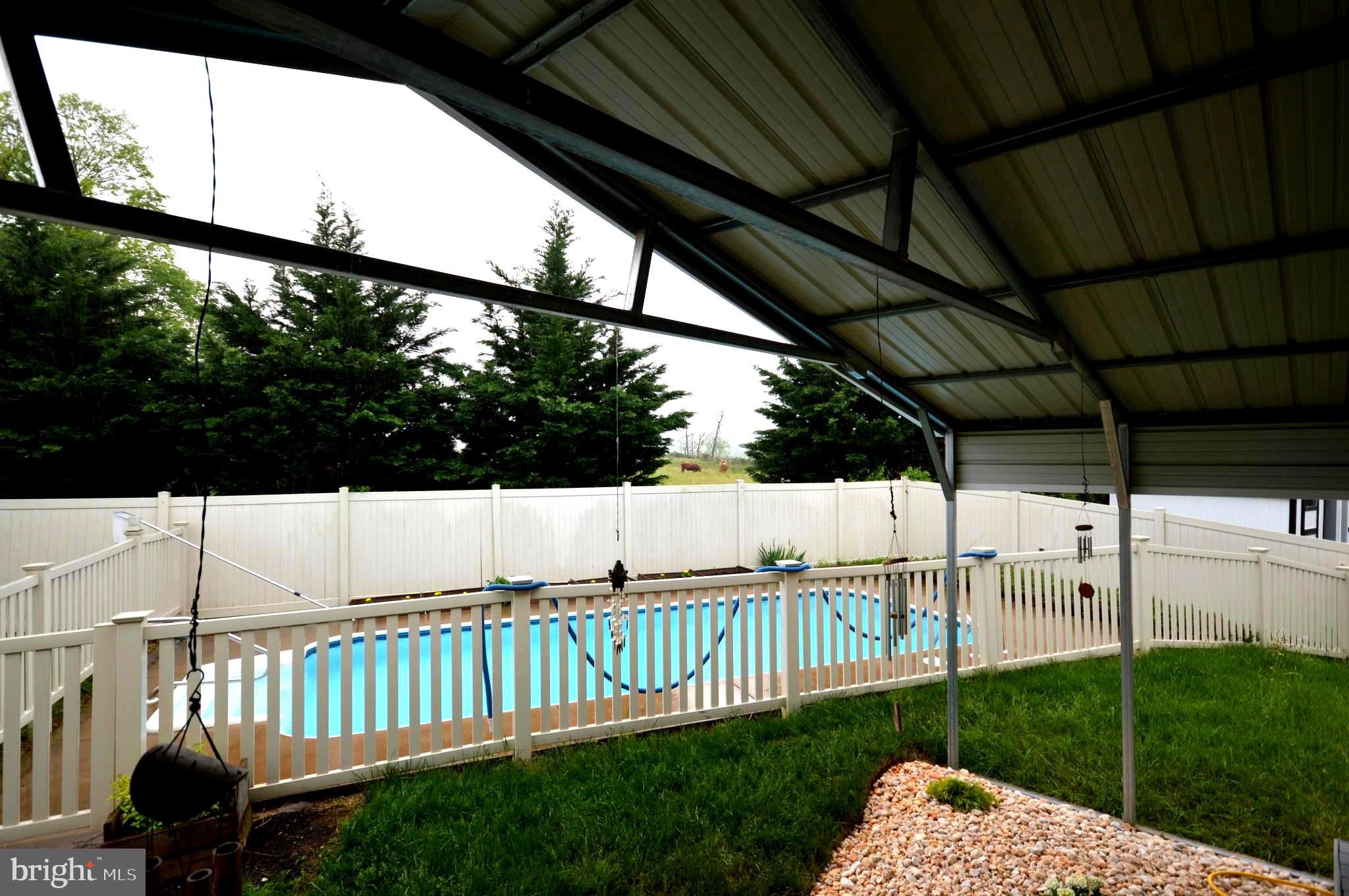 BENTWOOD ESTATES - Residential