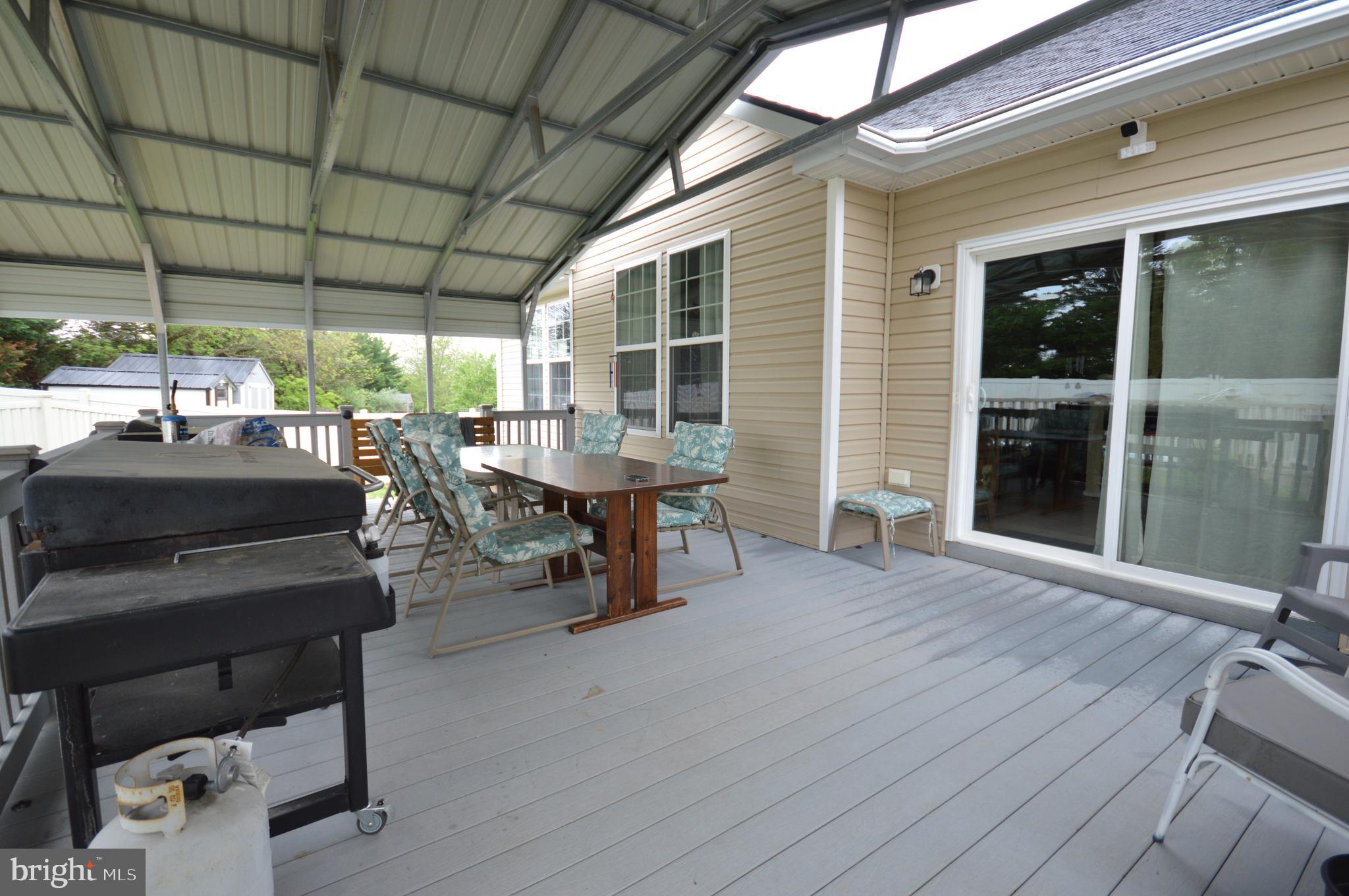 BENTWOOD ESTATES - Residential