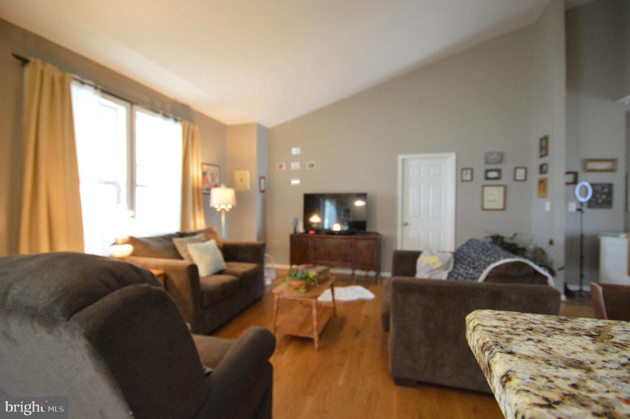 BENTWOOD ESTATES - Residential