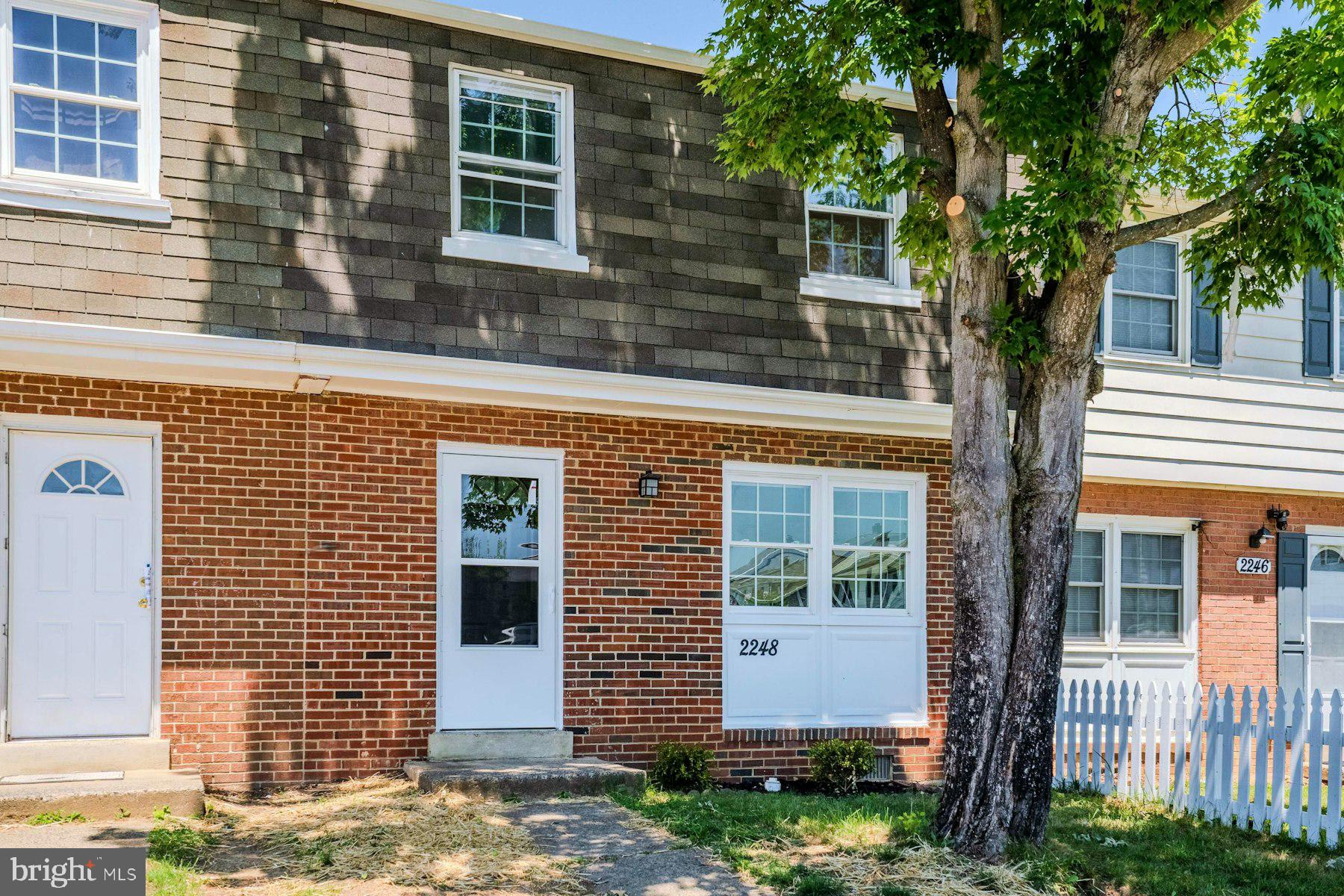 2248 FORT PICKENS COURT
