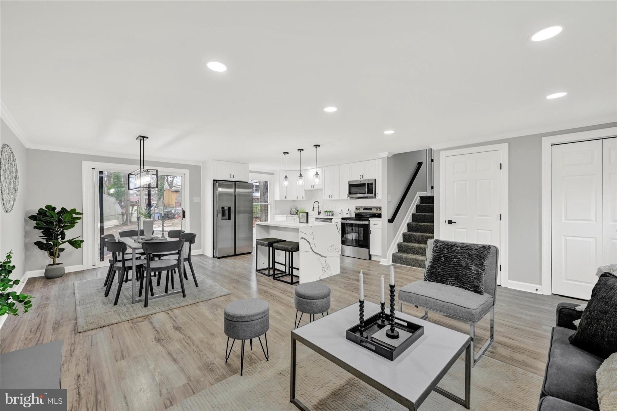 BROOKSIDE MANOR - Residential