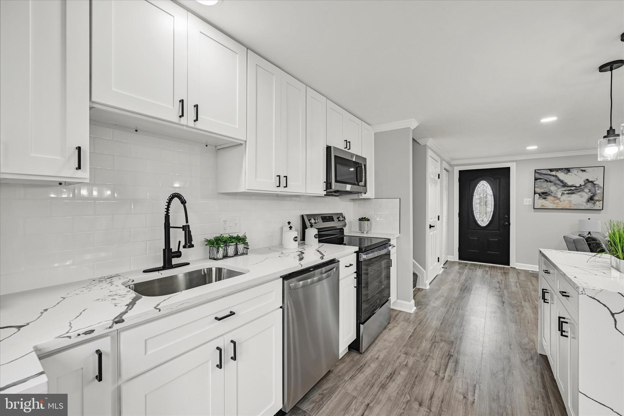 BROOKSIDE MANOR - Residential