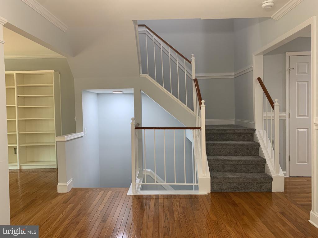 PARADISE - Residential Lease