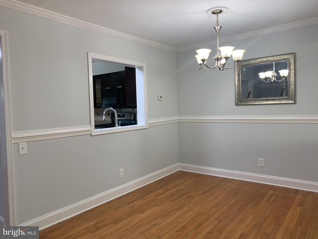 PARADISE - Residential Lease