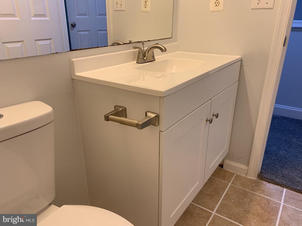 PARADISE - Residential Lease