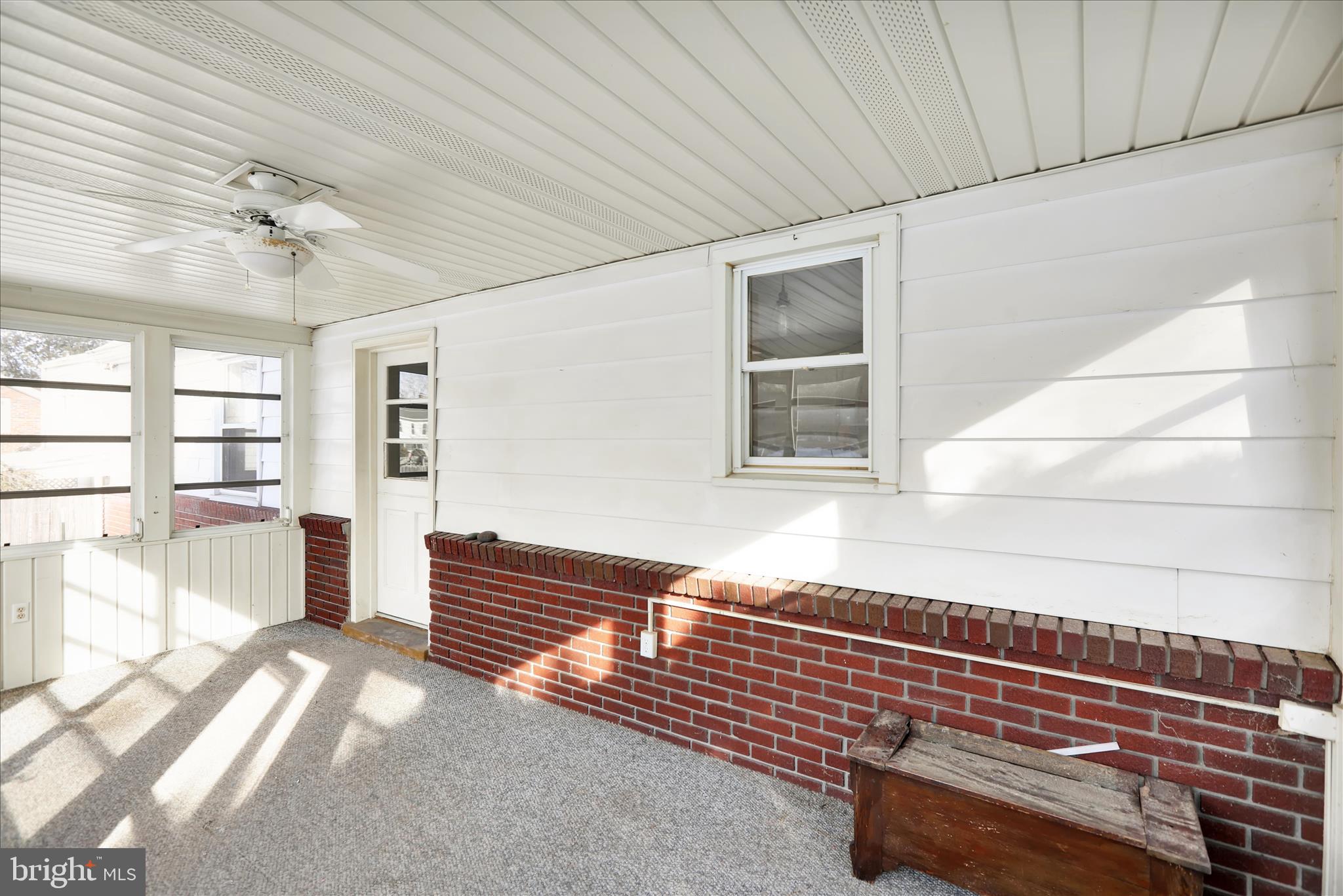 MOHNTON LAWN - Residential