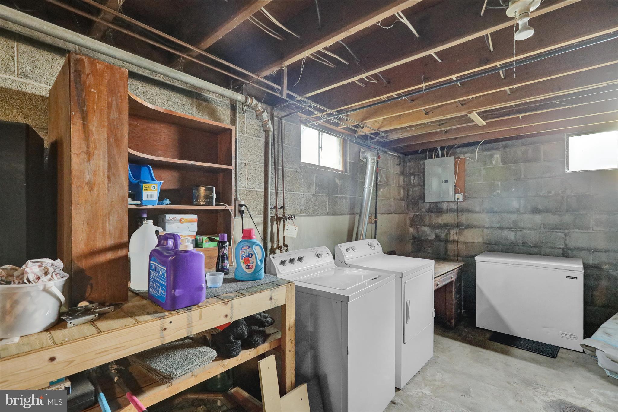 MOHNTON LAWN - Residential