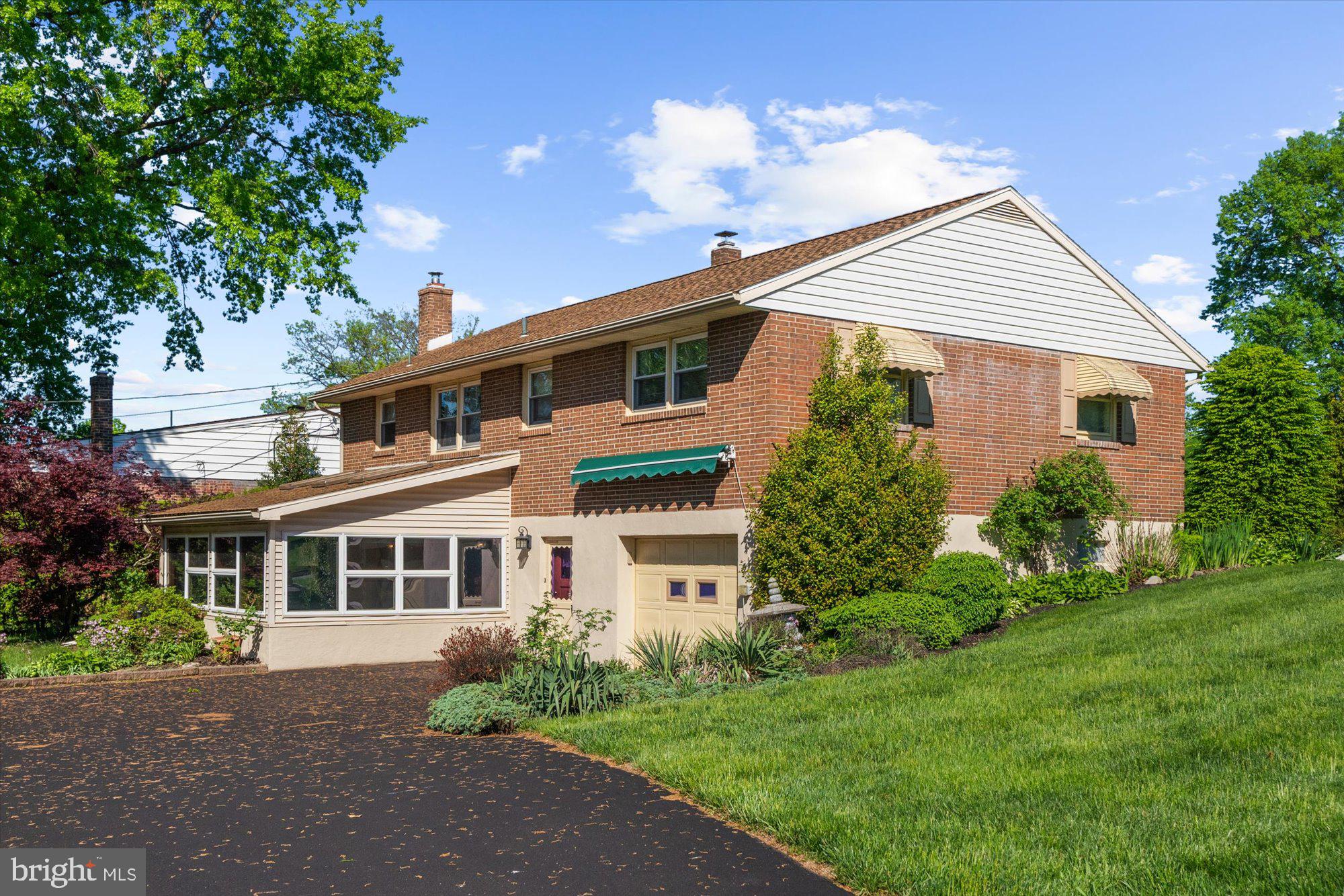 RIVERVIEW PARK - Residential