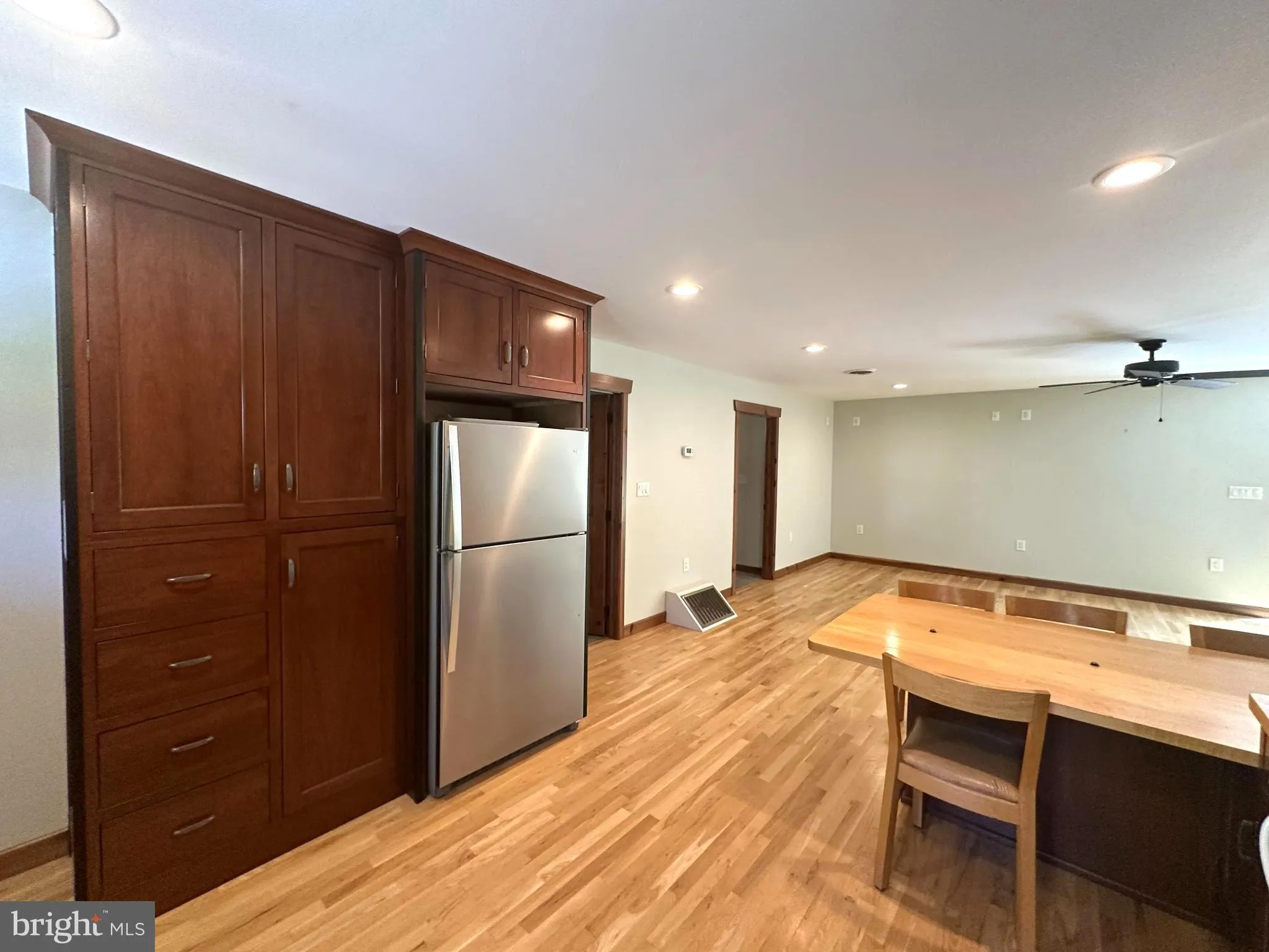Frederick, Maryland 21703, United States, 2 Bedrooms Bedrooms, ,2 BathroomsBathrooms,Residential,Active,123505