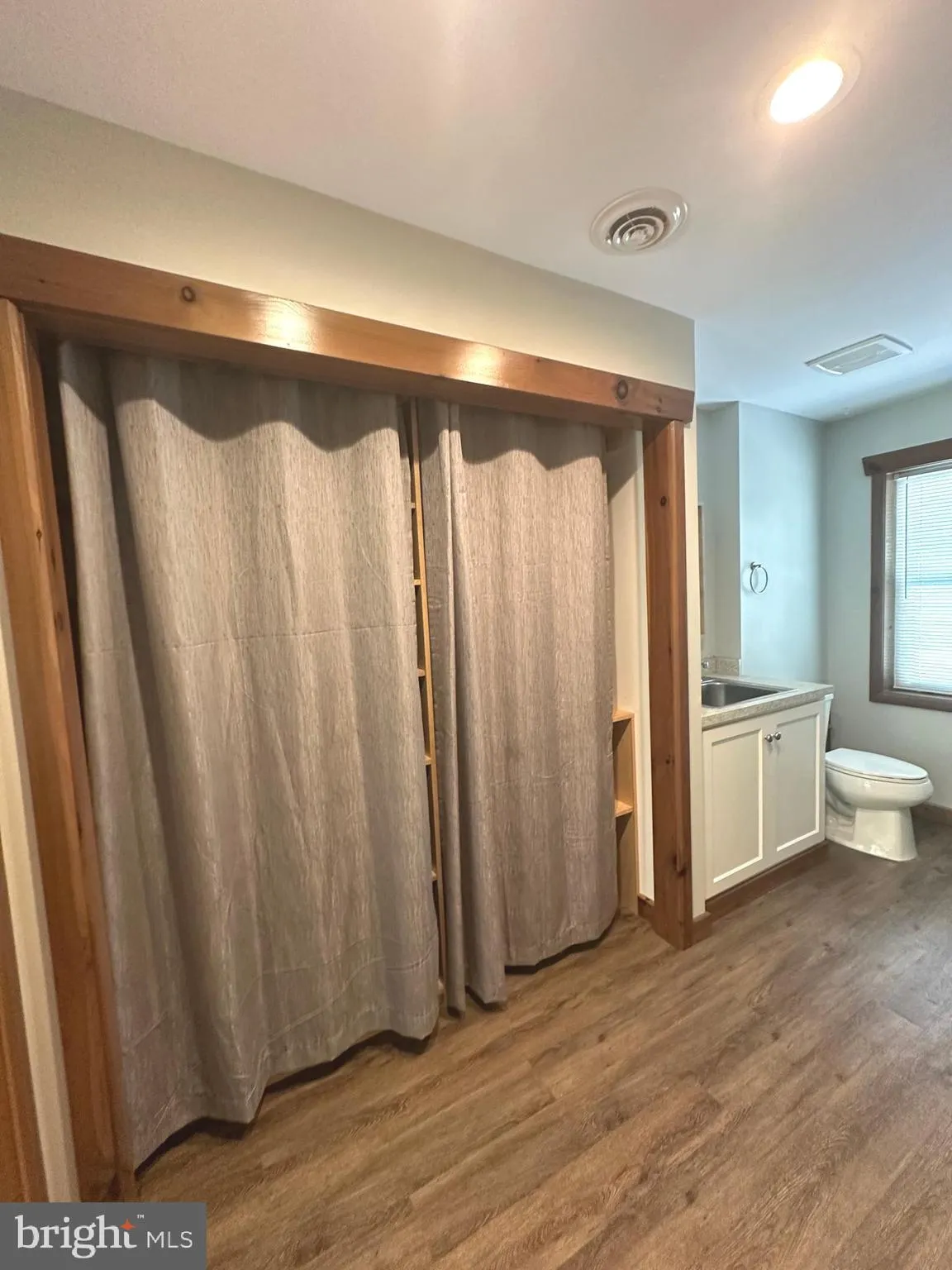 Frederick, Maryland 21703, United States, 2 Bedrooms Bedrooms, ,2 BathroomsBathrooms,Residential,Active,123505