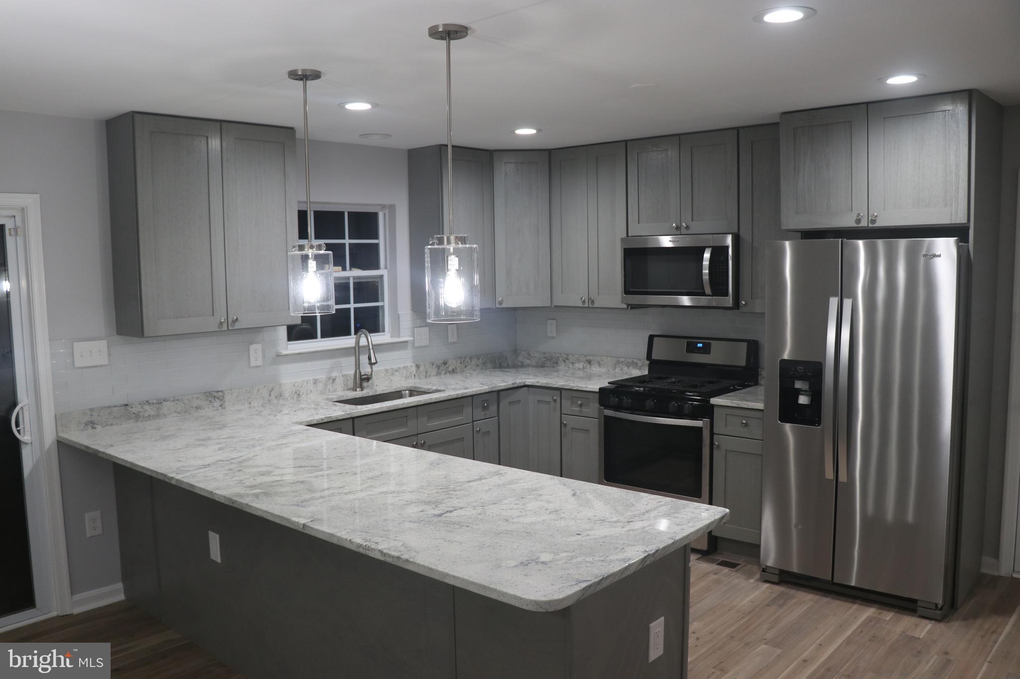 ROLLING MEADOWS SUB - Residential