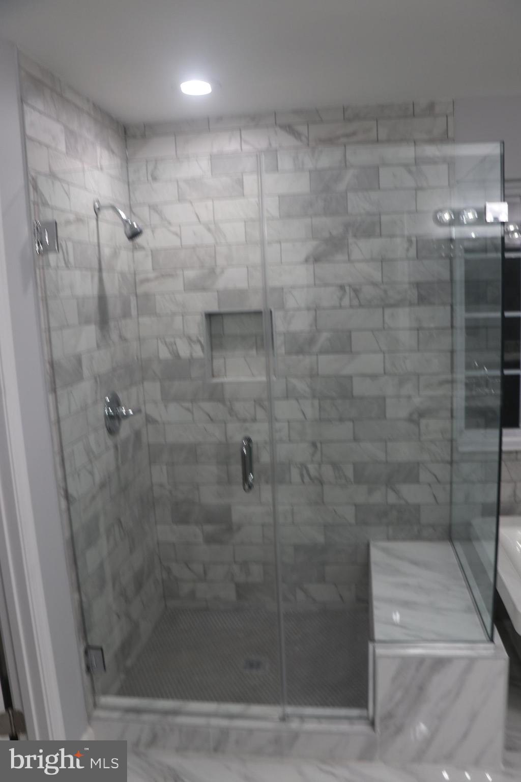 ROLLING MEADOWS SUB - Residential