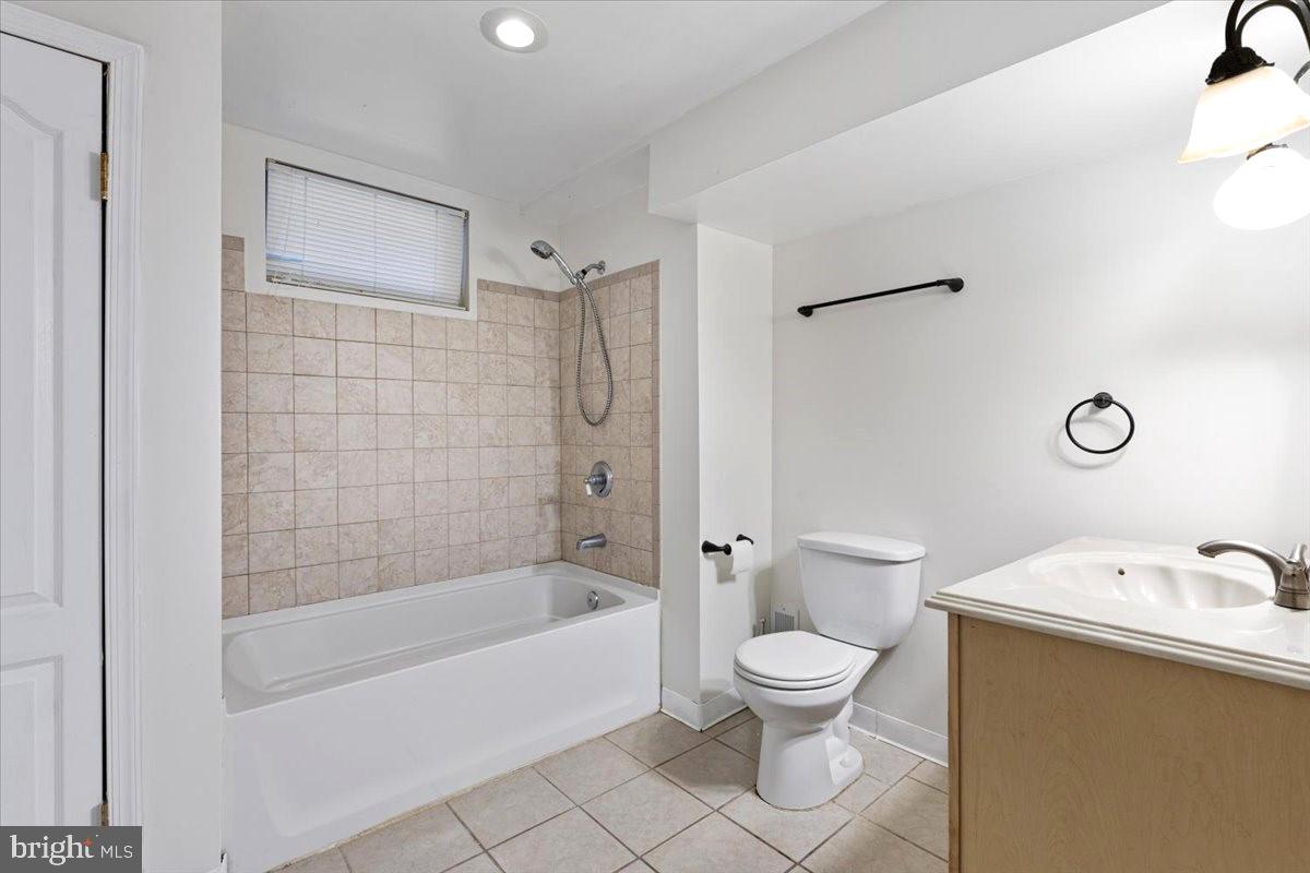 LYNNBROOK - Residential