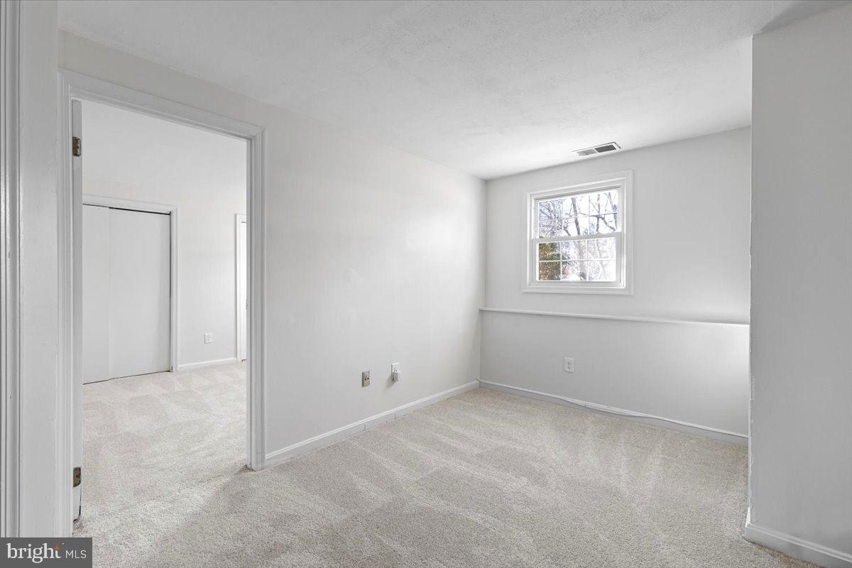 LYNNBROOK - Residential